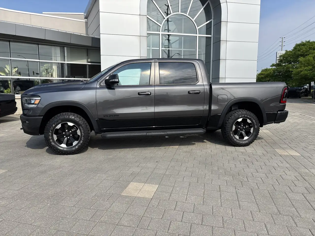 RAM 1500 снимка RAM 1500