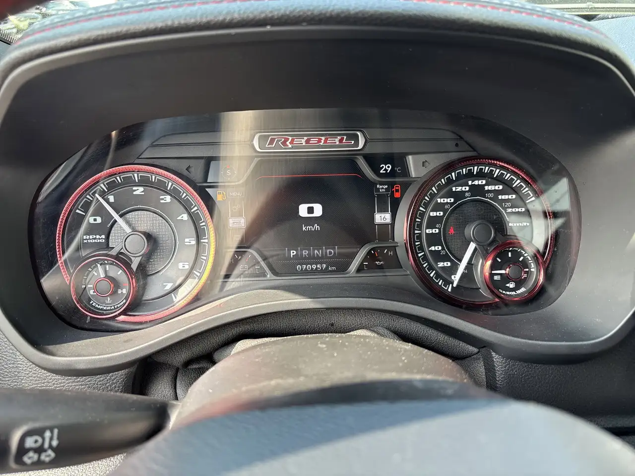 RAM 1500 снимка RAM 1500