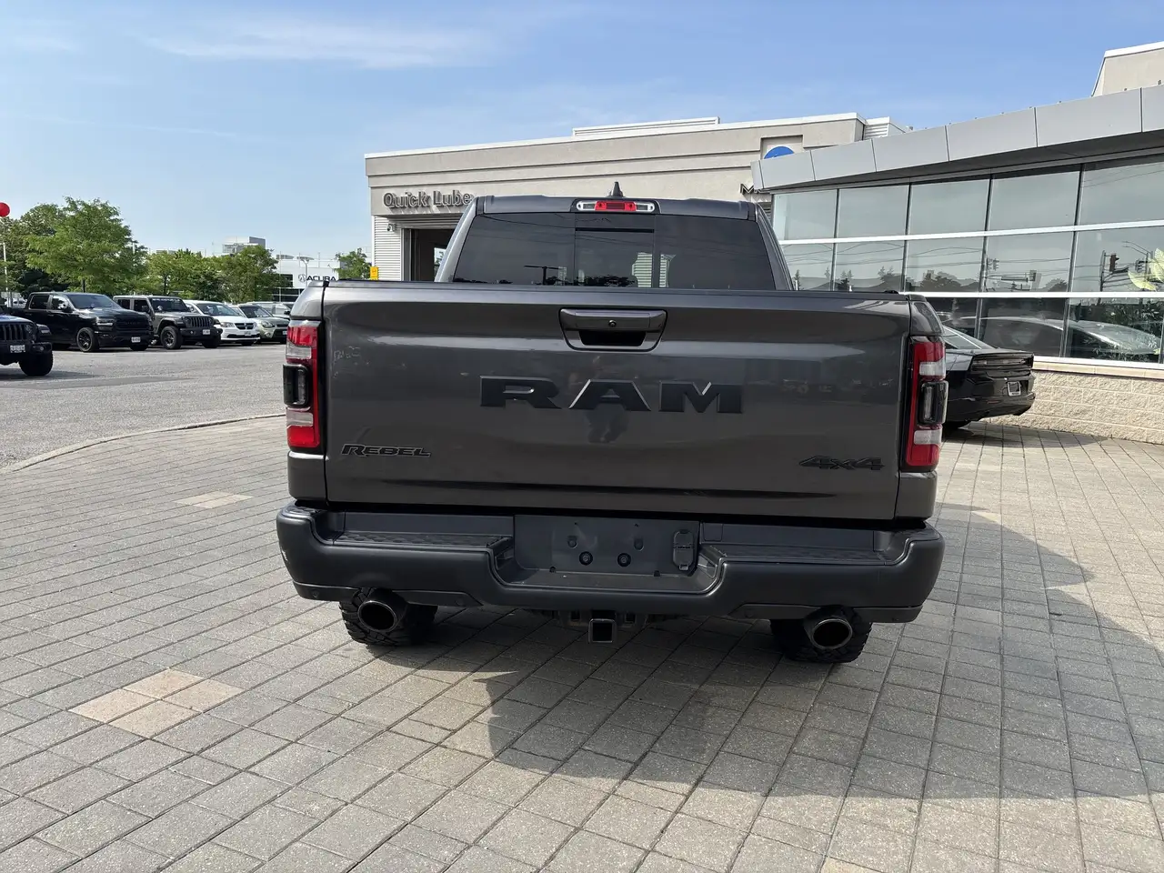 RAM 1500 снимка RAM 1500