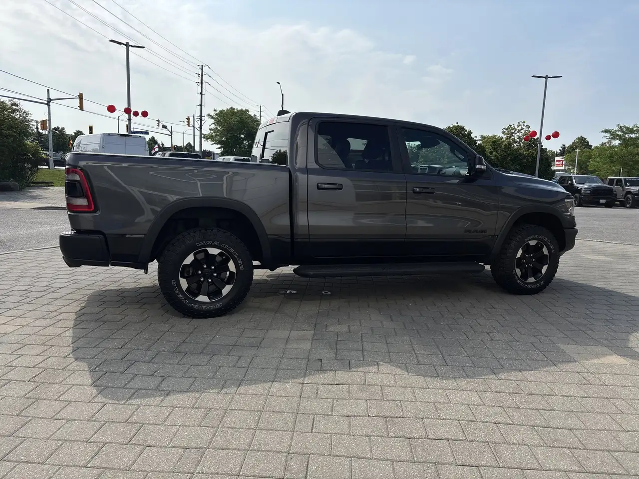 RAM 1500 снимка RAM 1500