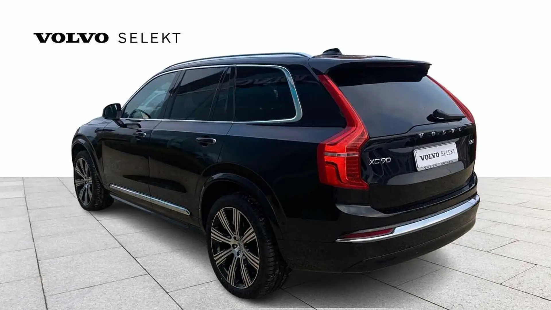 Volvo XC90 II Plus, B5 AWD mild hybrid, Diesel, Bright, 7 Sit Zwart - 2