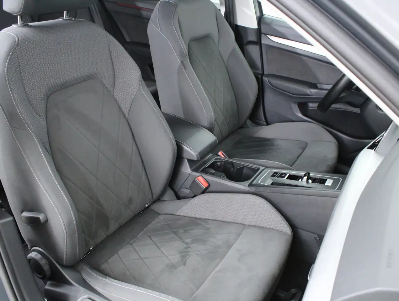 Volkswagen Golf Life TDI DSG, миниатюра 7
