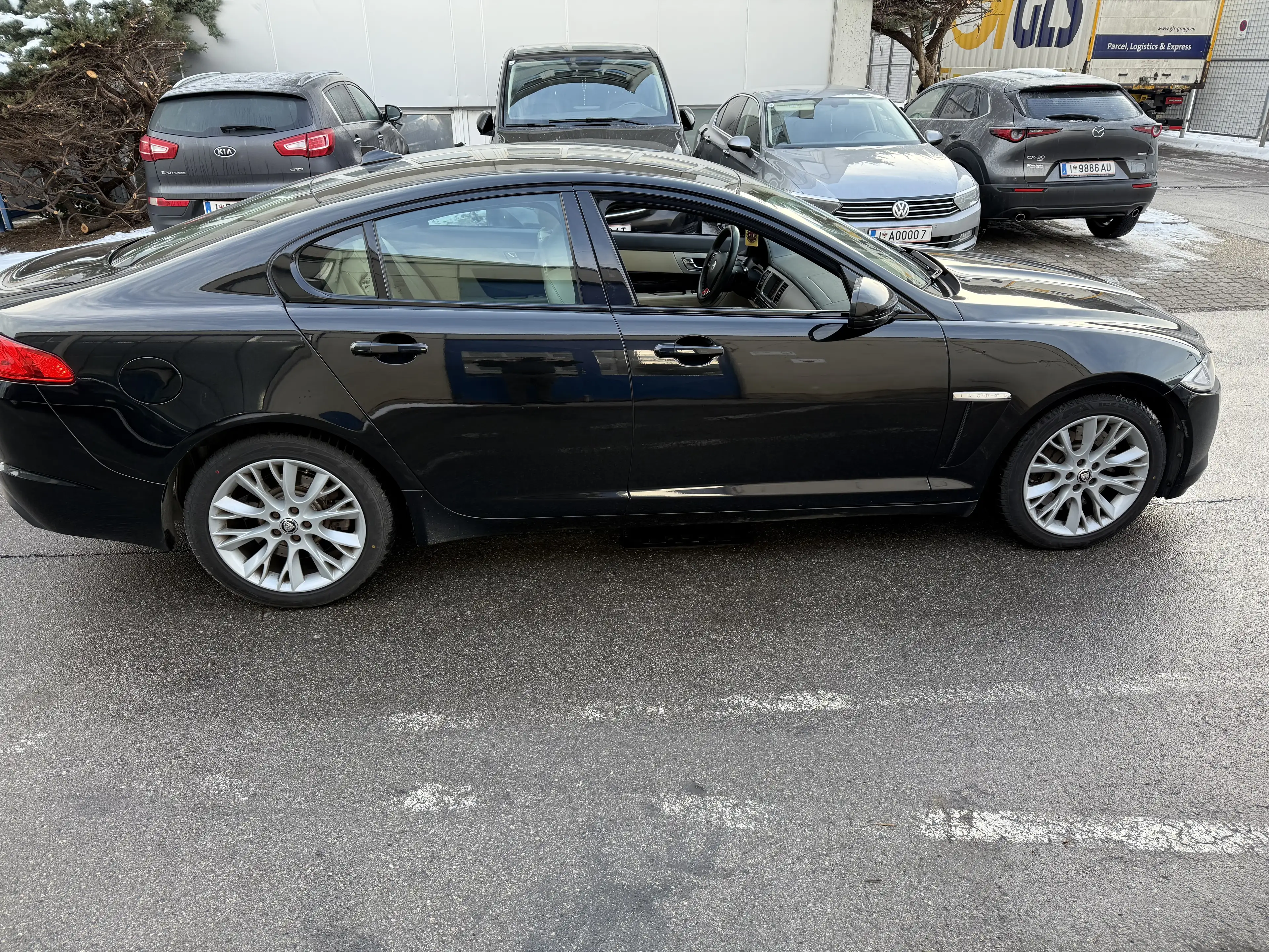 Jaguar XF 3,0 Diesel S Premium Luxury Start/Stop — photo 6