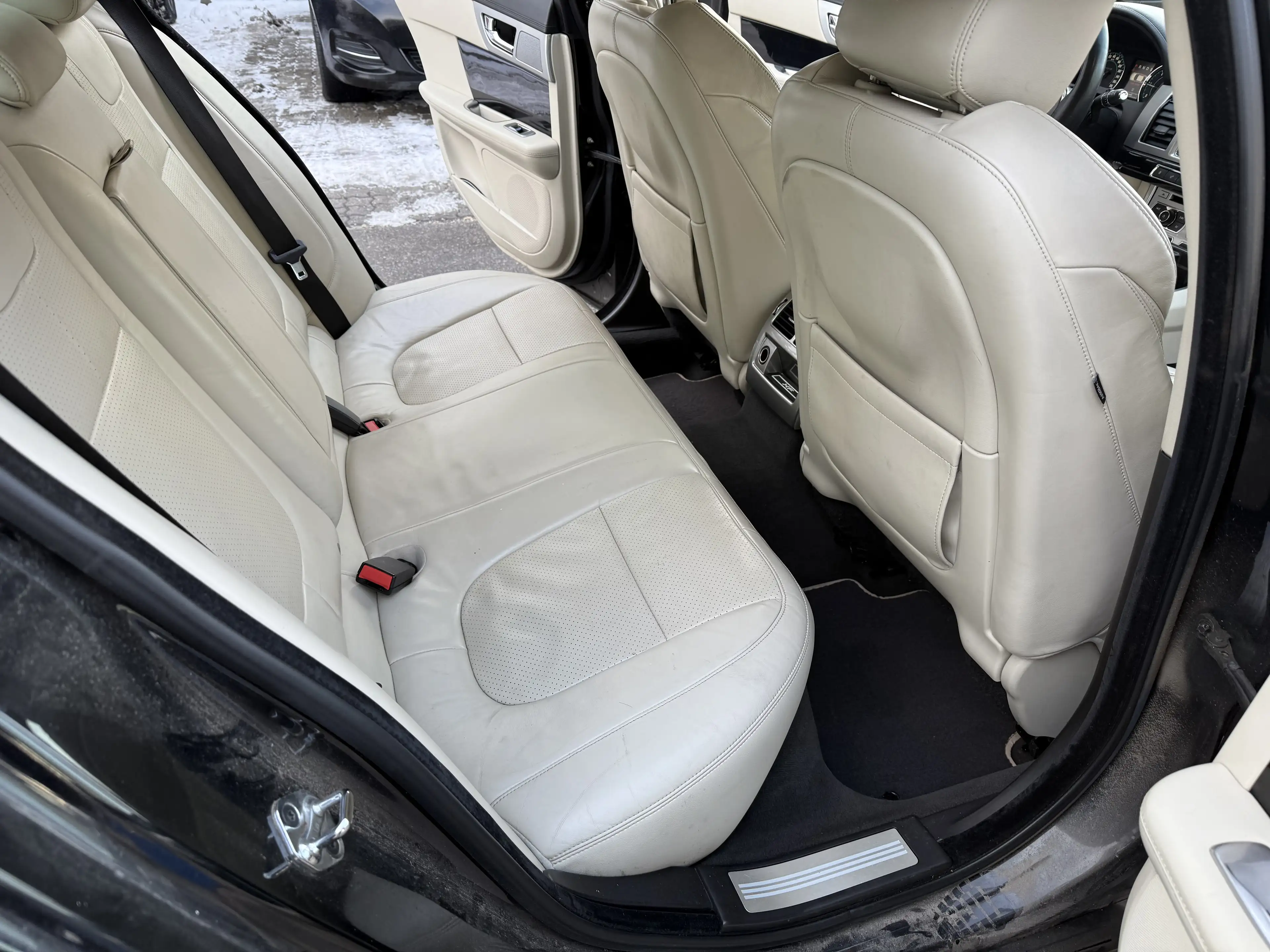 Jaguar XF 3,0 Diesel S Premium Luxury Start/Stop — photo 10