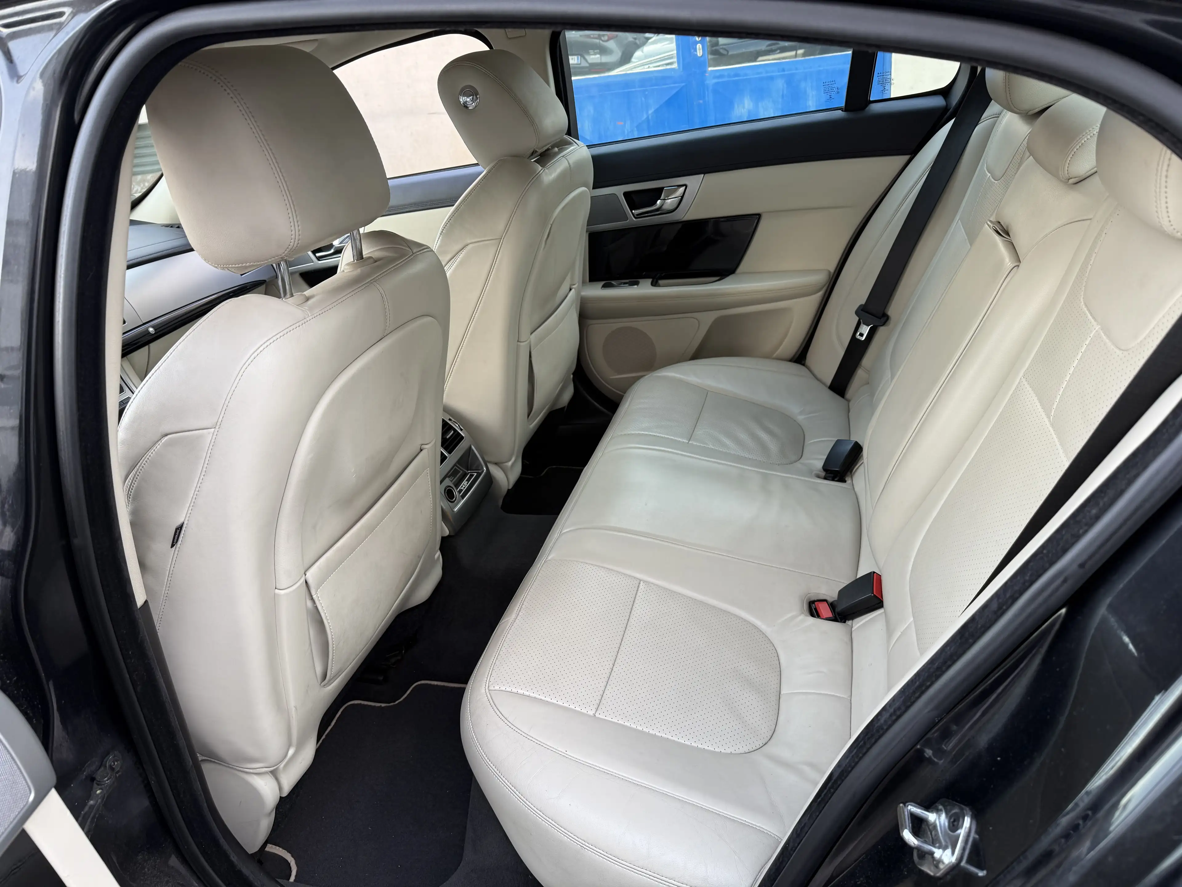 Jaguar XF 3,0 Diesel S Premium Luxury Start/Stop — photo 9