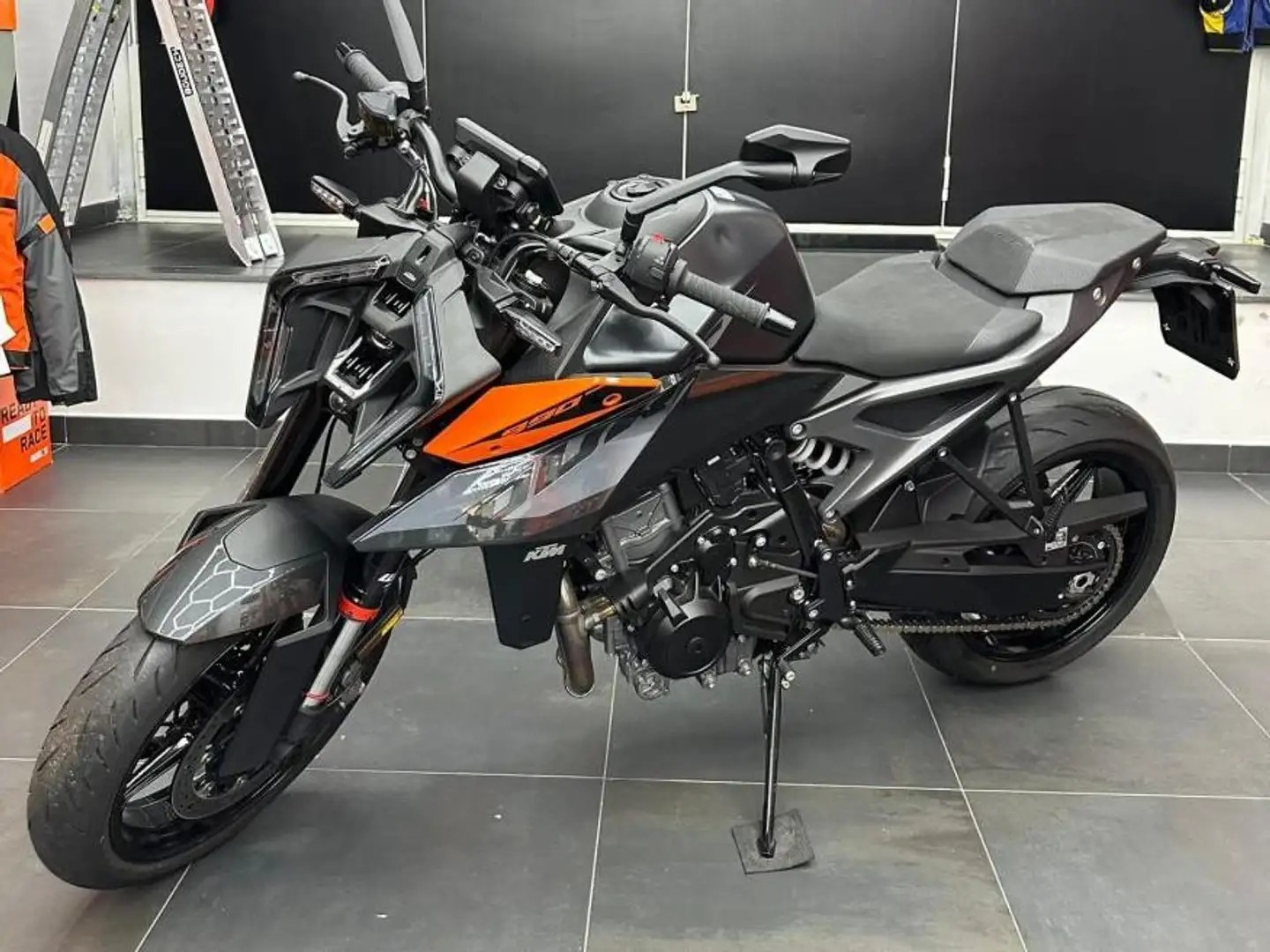 KTM 990 Duke 990 DUKE Zwart - 1