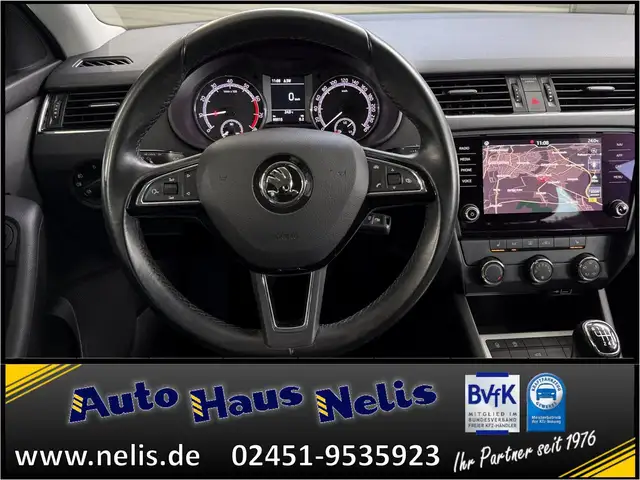 Skoda Octavia view 10