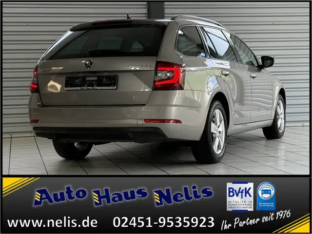 Skoda Octavia view 26