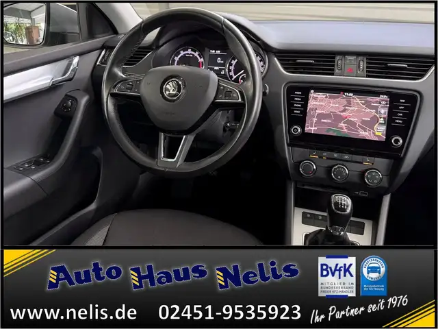 Skoda Octavia view 9