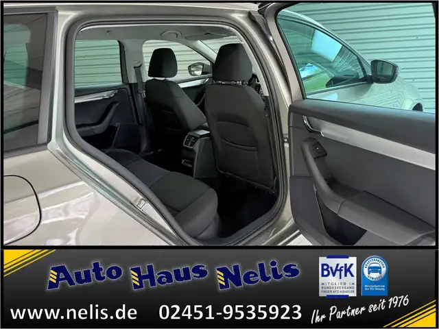 Skoda Octavia view 28