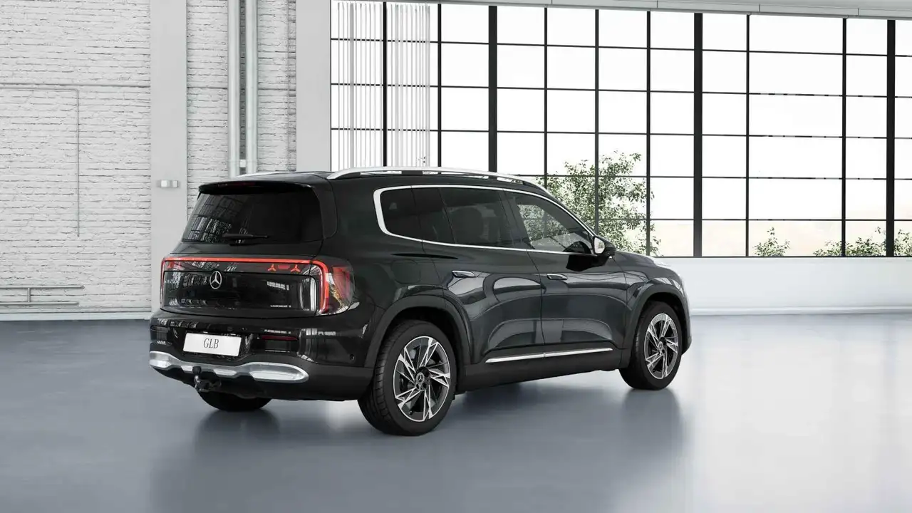 Mercedes-Benz GLB 2026