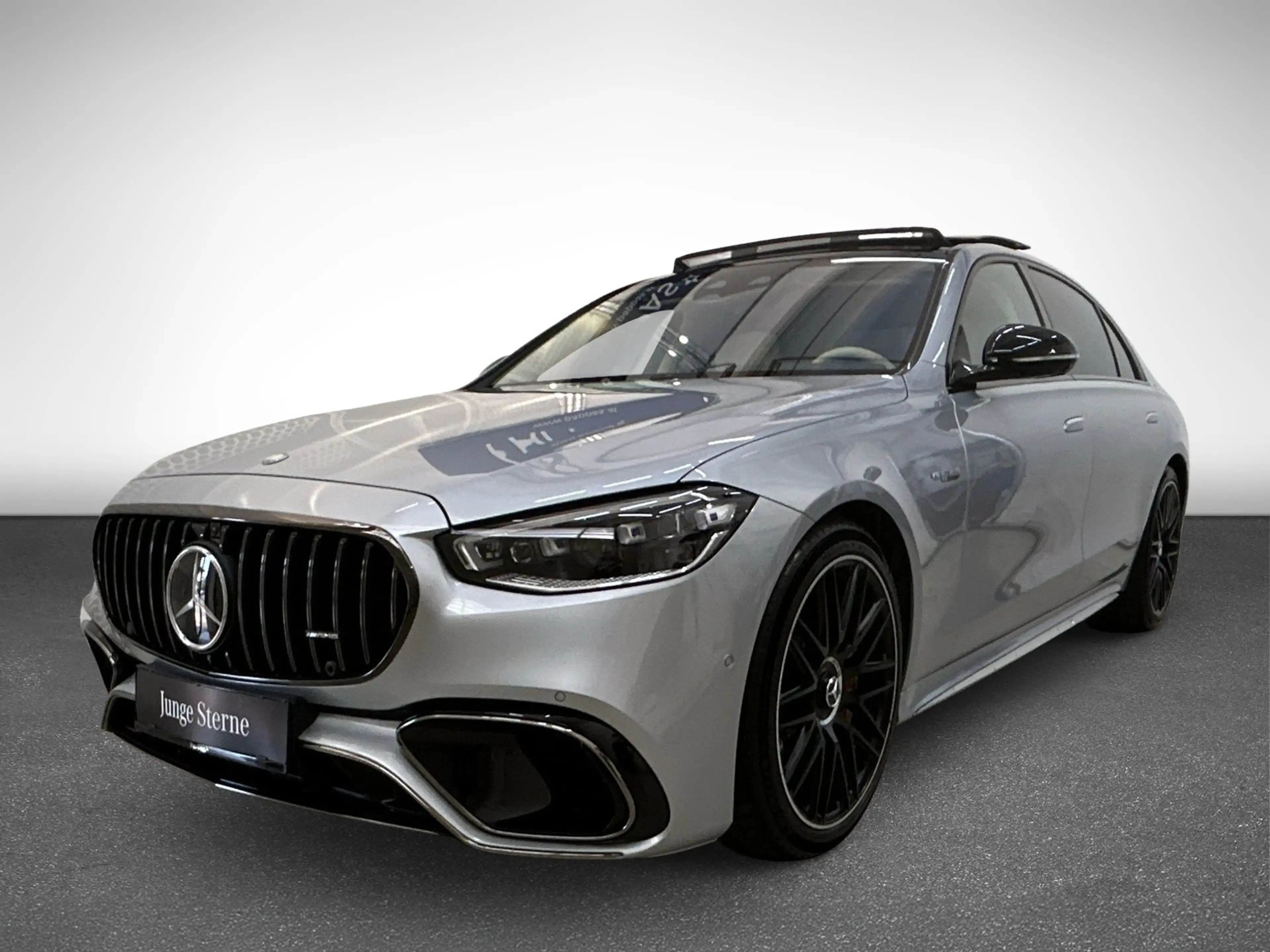 Mercedes-Benz S 63 AMG E Performance Limousine lang LED Navi — photo 2