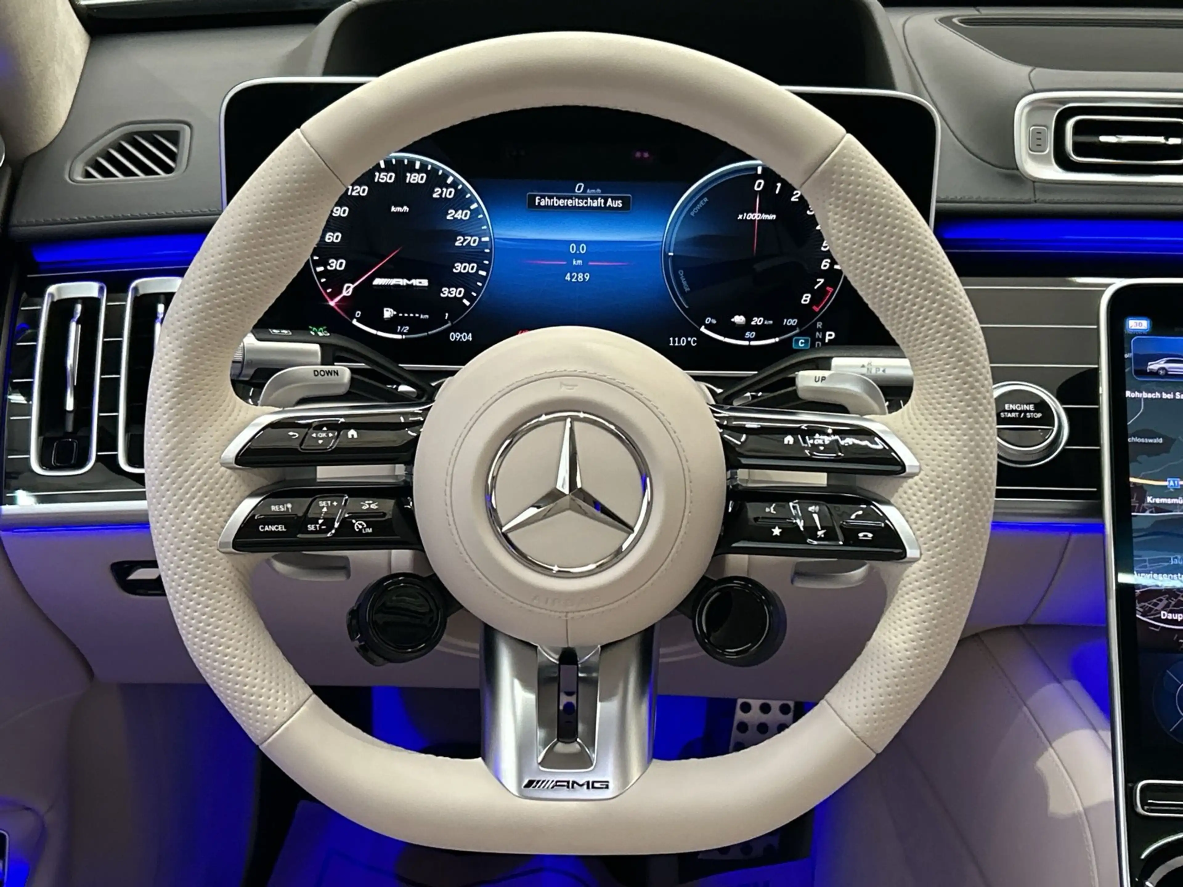 Mercedes-Benz S 63 AMG E Performance Limousine lang LED Navi — photo 9