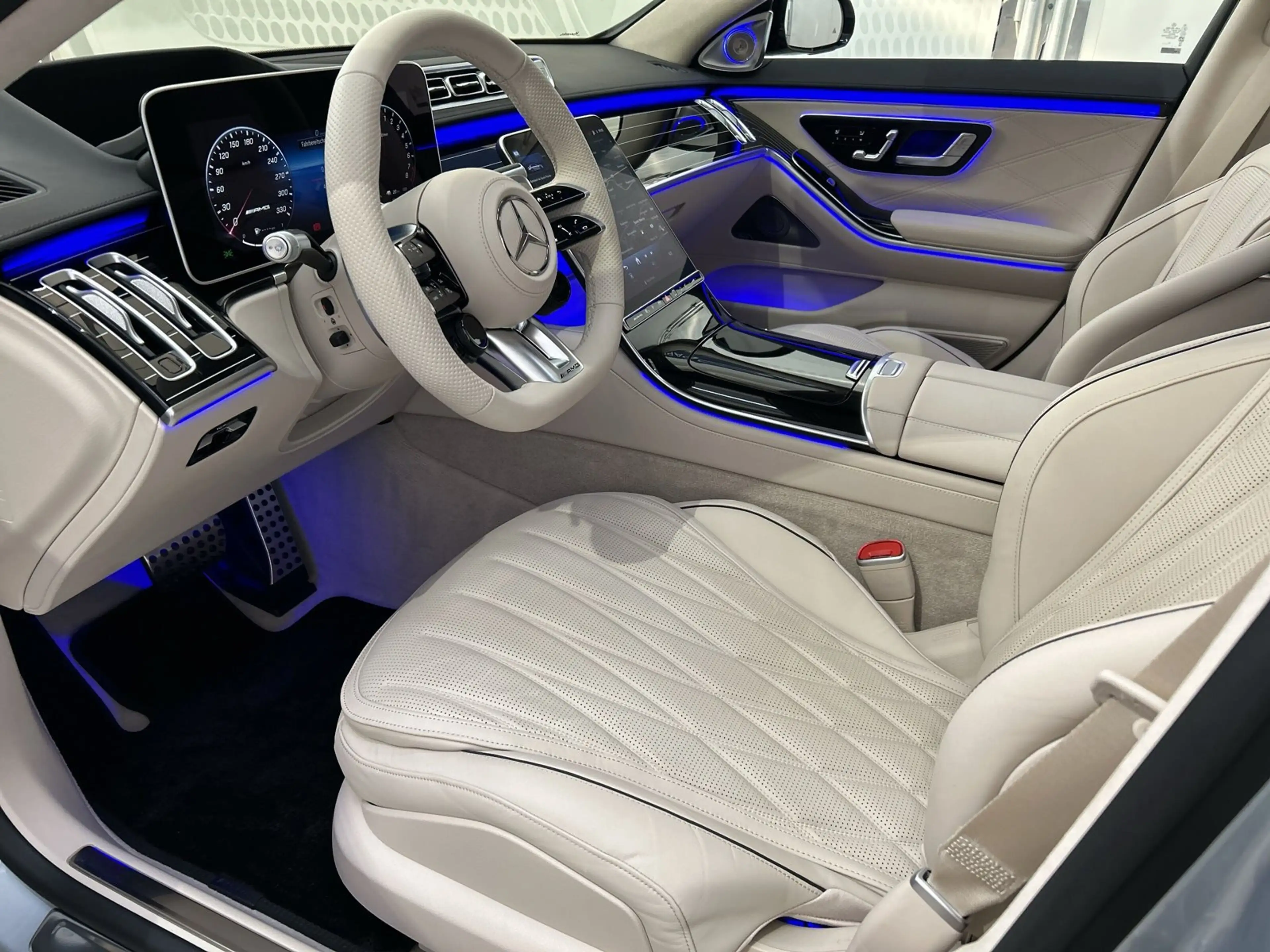 Mercedes-Benz S 63 AMG E Performance Limousine lang LED Navi — photo 12