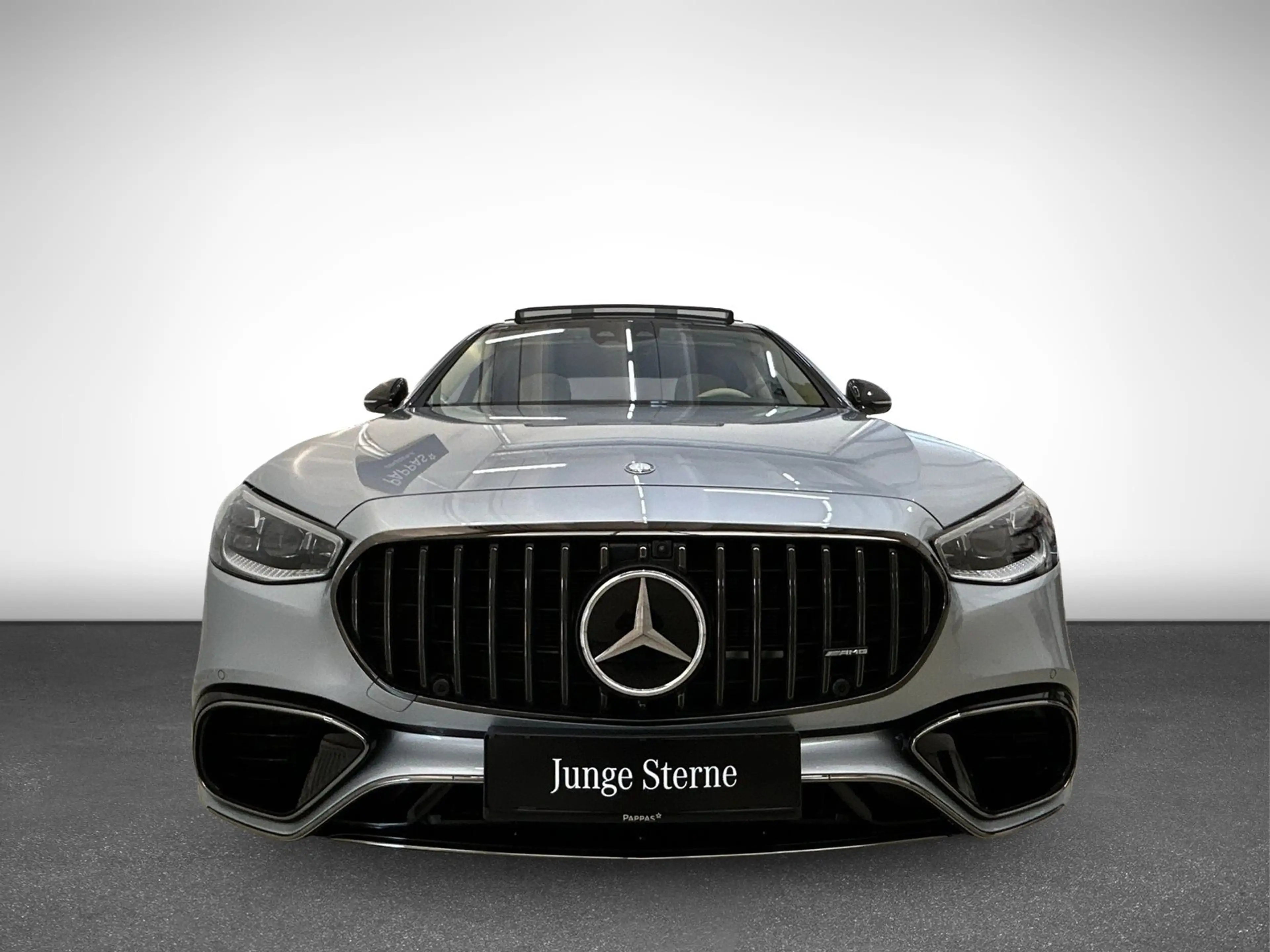 Mercedes-Benz S 63 AMG E Performance Limousine lang LED Navi — photo 4