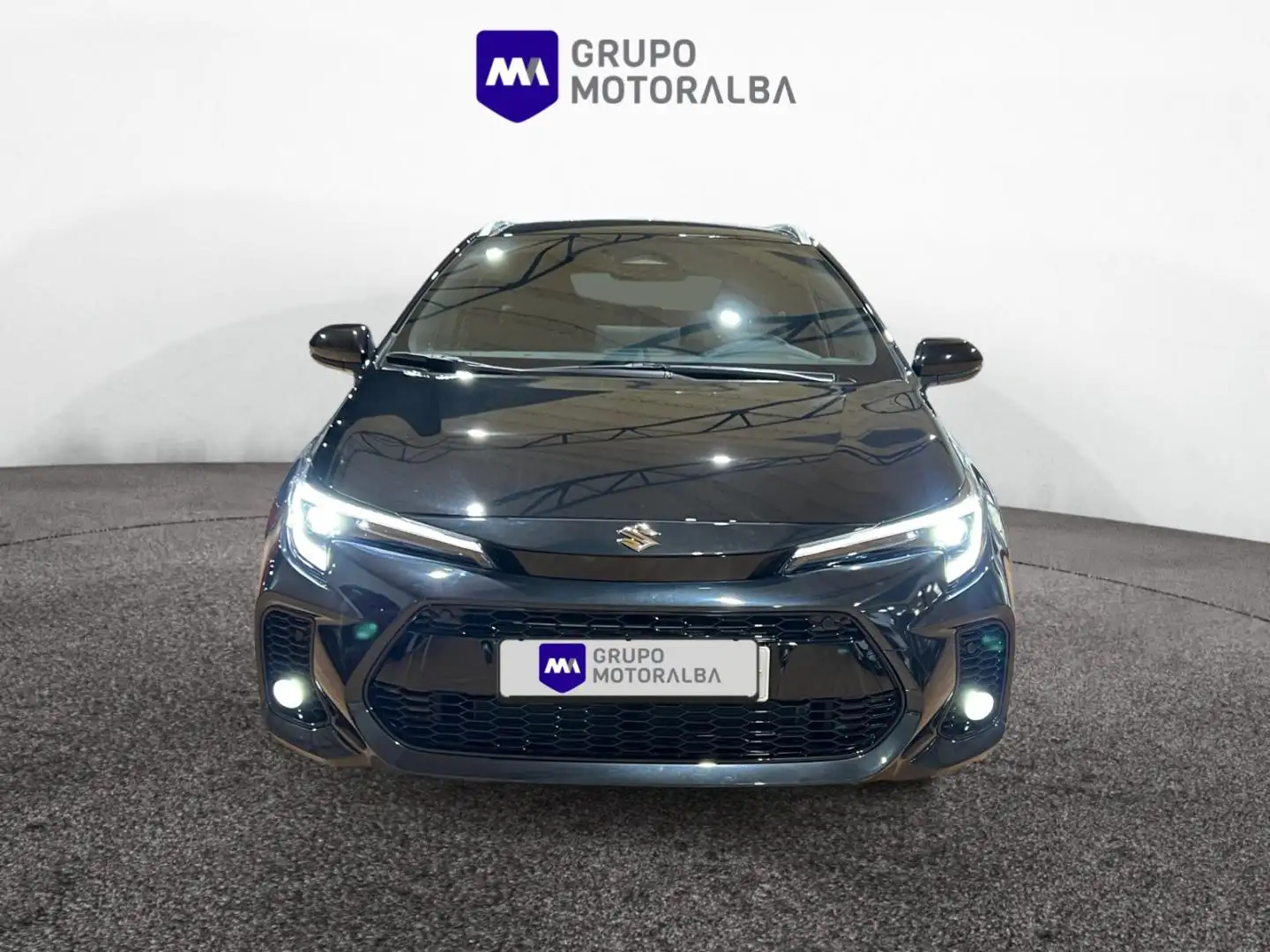 Suzuki Swace 1.8 GLX Hybrid Negro - 2