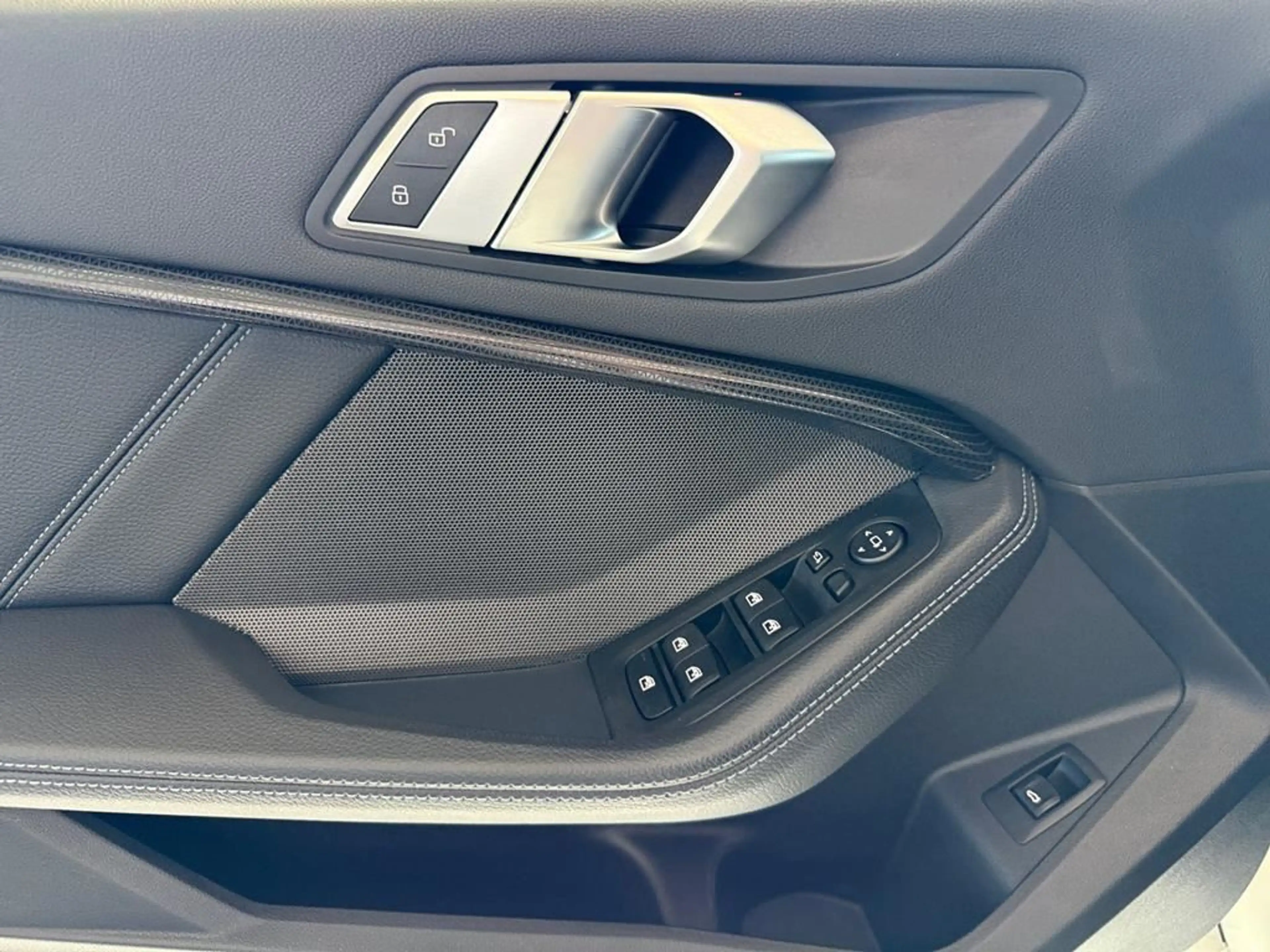 BMW M1 Edition Colorvision — photo 10