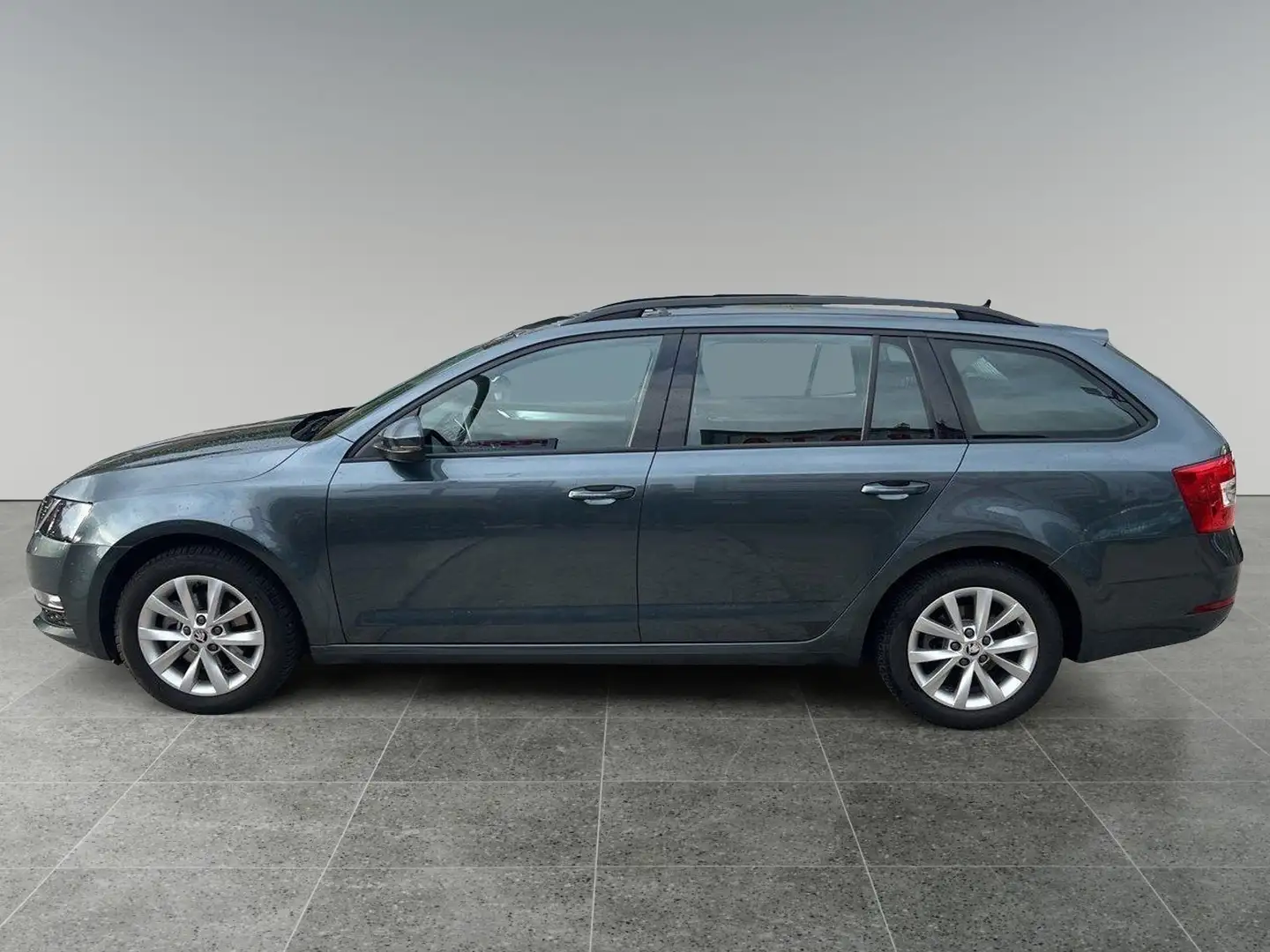 Skoda Octavia Octavia Wagon 1.4 tsi g-tec Executive 110cv Gris - 2