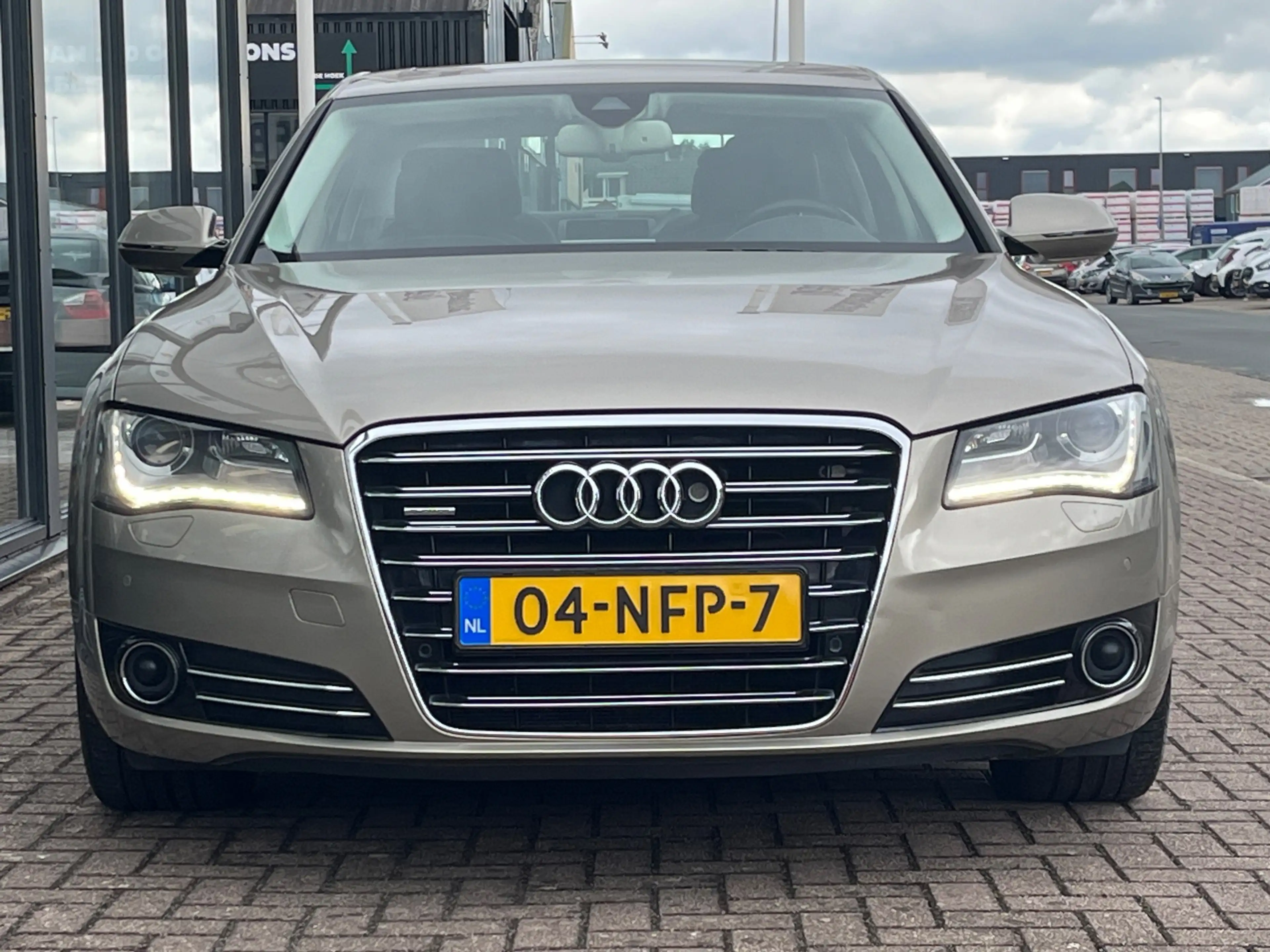 Audi A8 3.0 TFSI 290pk Quattro Pro Line+ | Youngtimer | Sc — photo 19