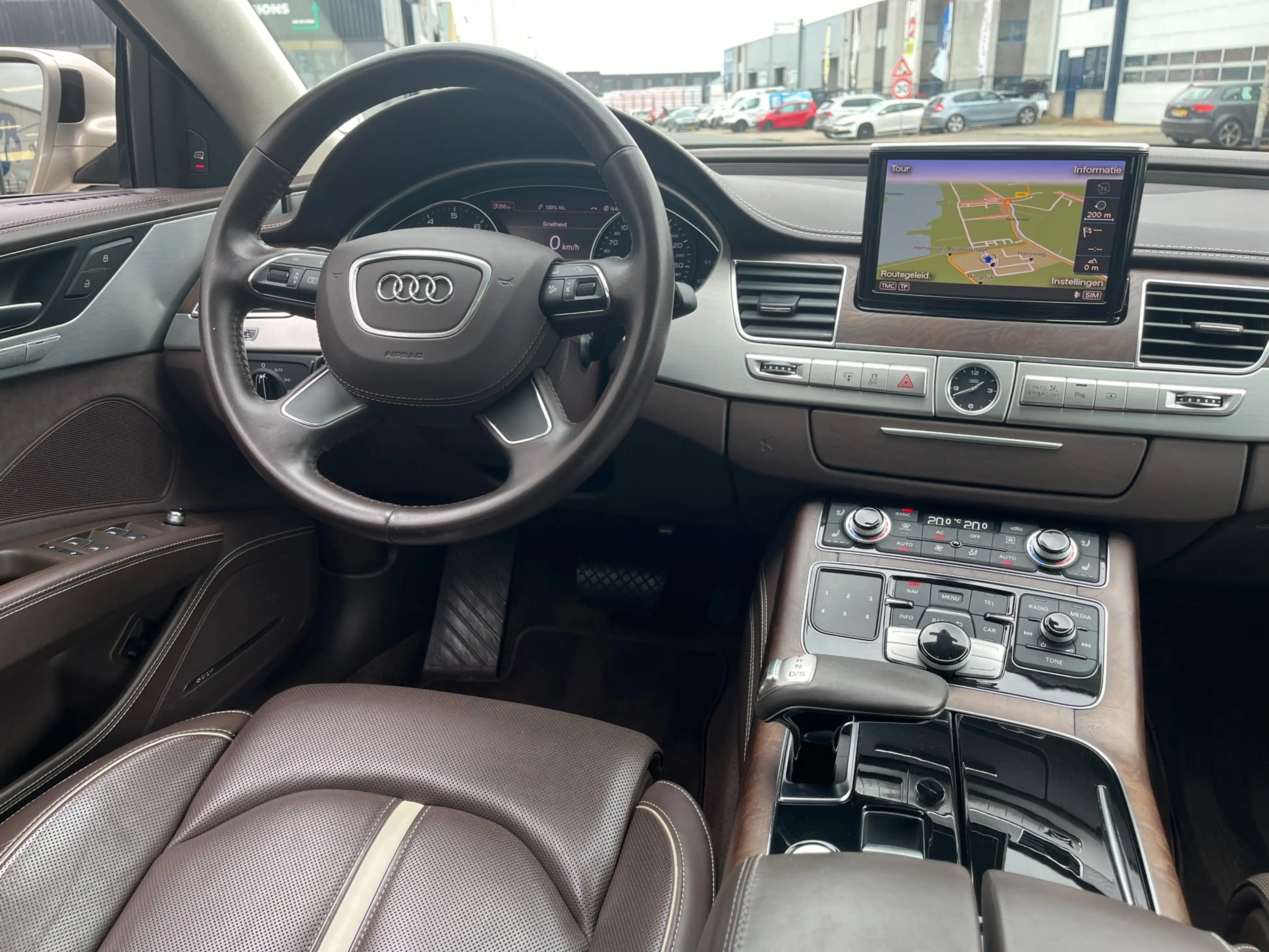 Audi A8 3.0 TFSI 290pk Quattro Pro Line+ | Youngtimer | Sc — photo 2