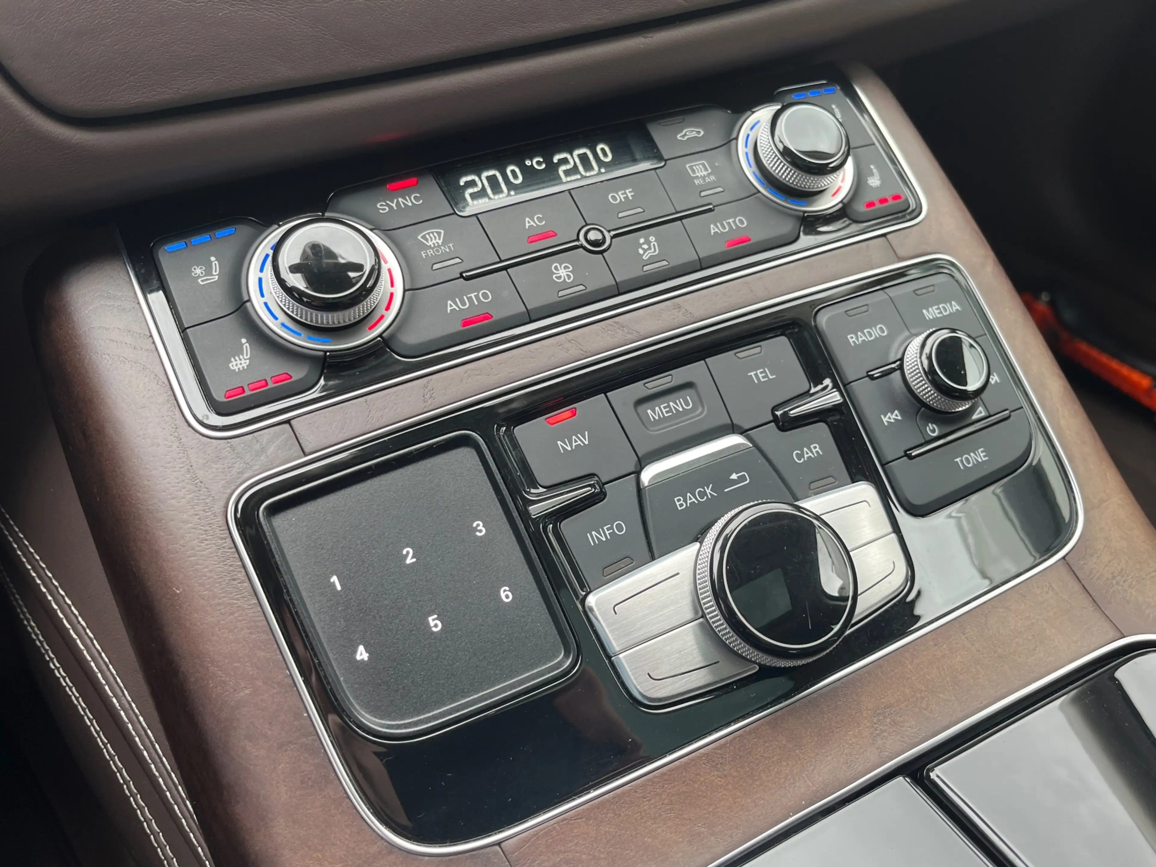 Audi A8 3.0 TFSI 290pk Quattro Pro Line+ | Youngtimer | Sc — photo 28