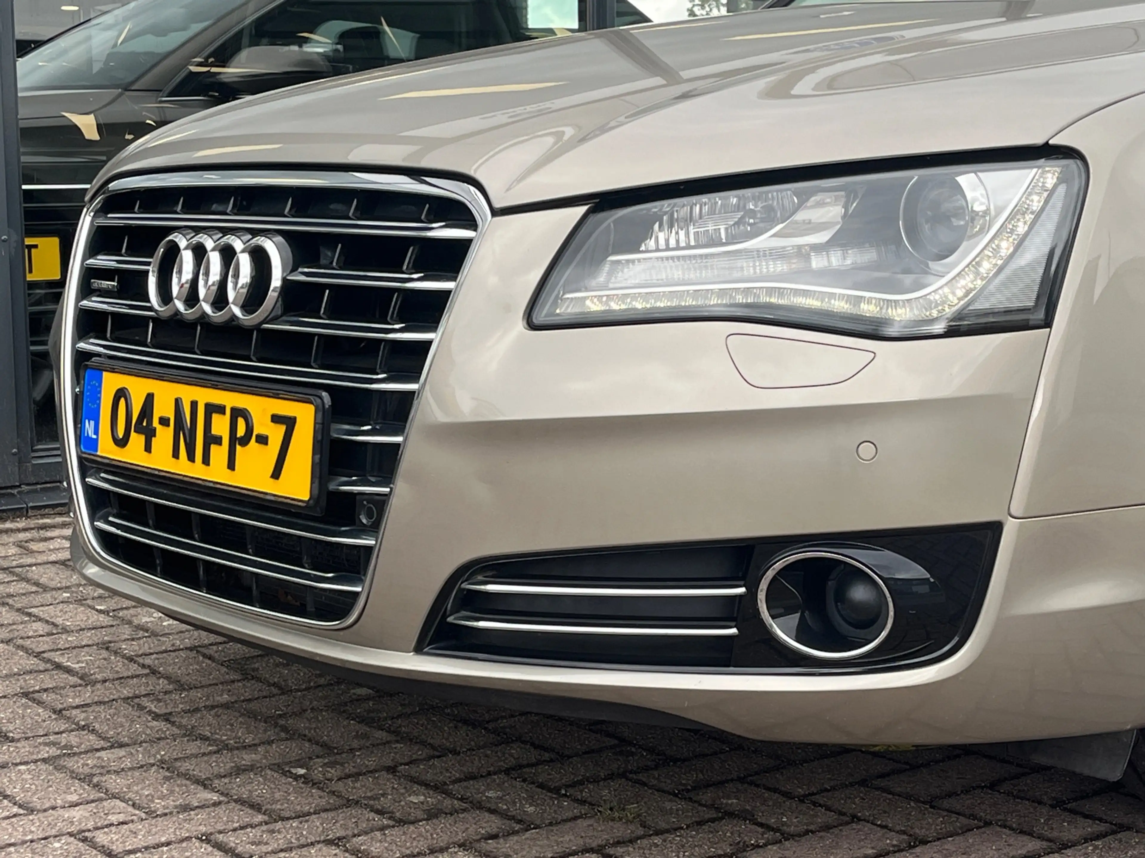 Audi A8 3.0 TFSI 290pk Quattro Pro Line+ | Youngtimer | Sc — photo 21