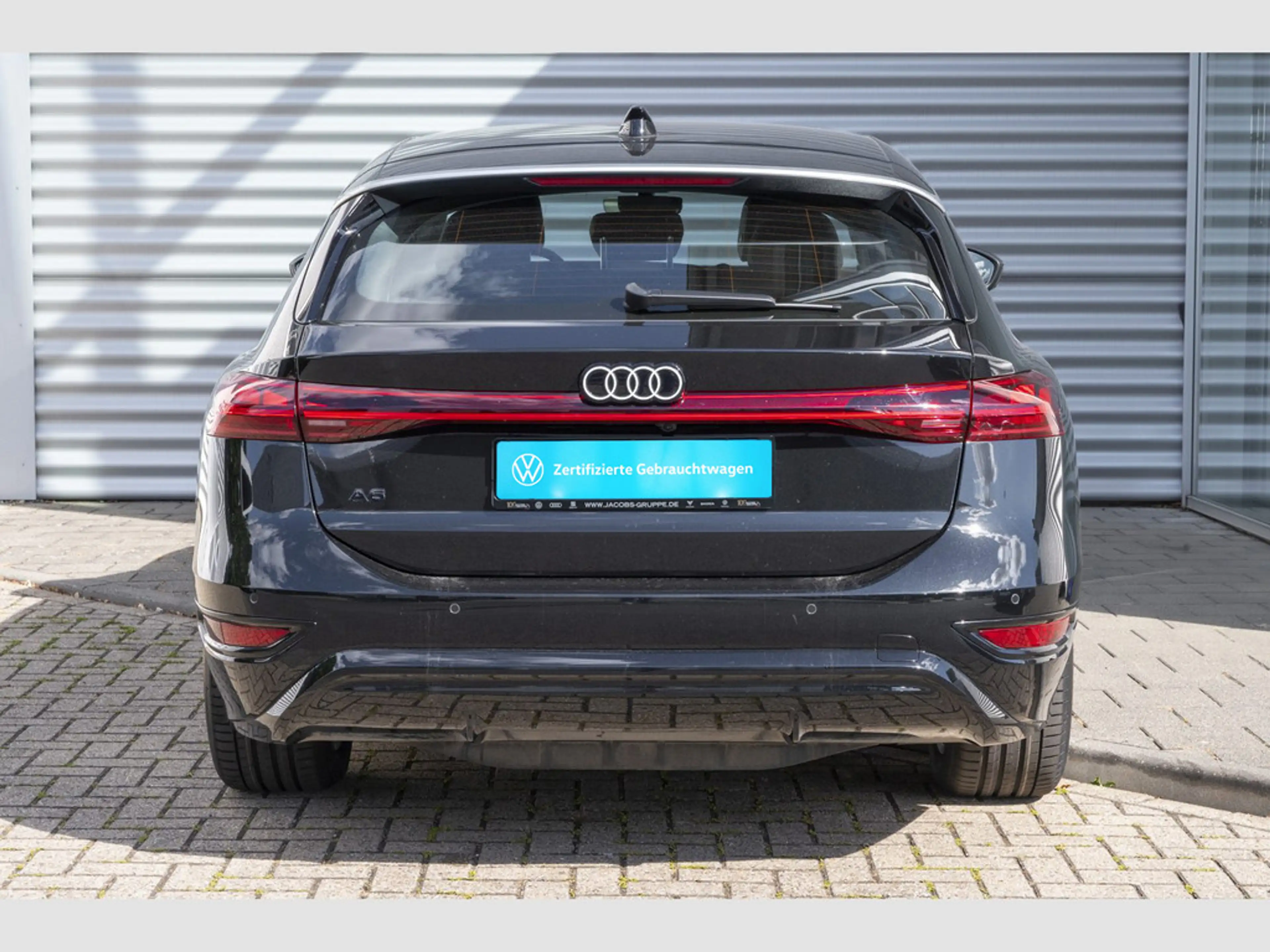 Audi A6 e-tron — photo 6