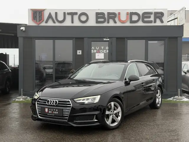 Audi A4 45 TDI quattro sport Matrix