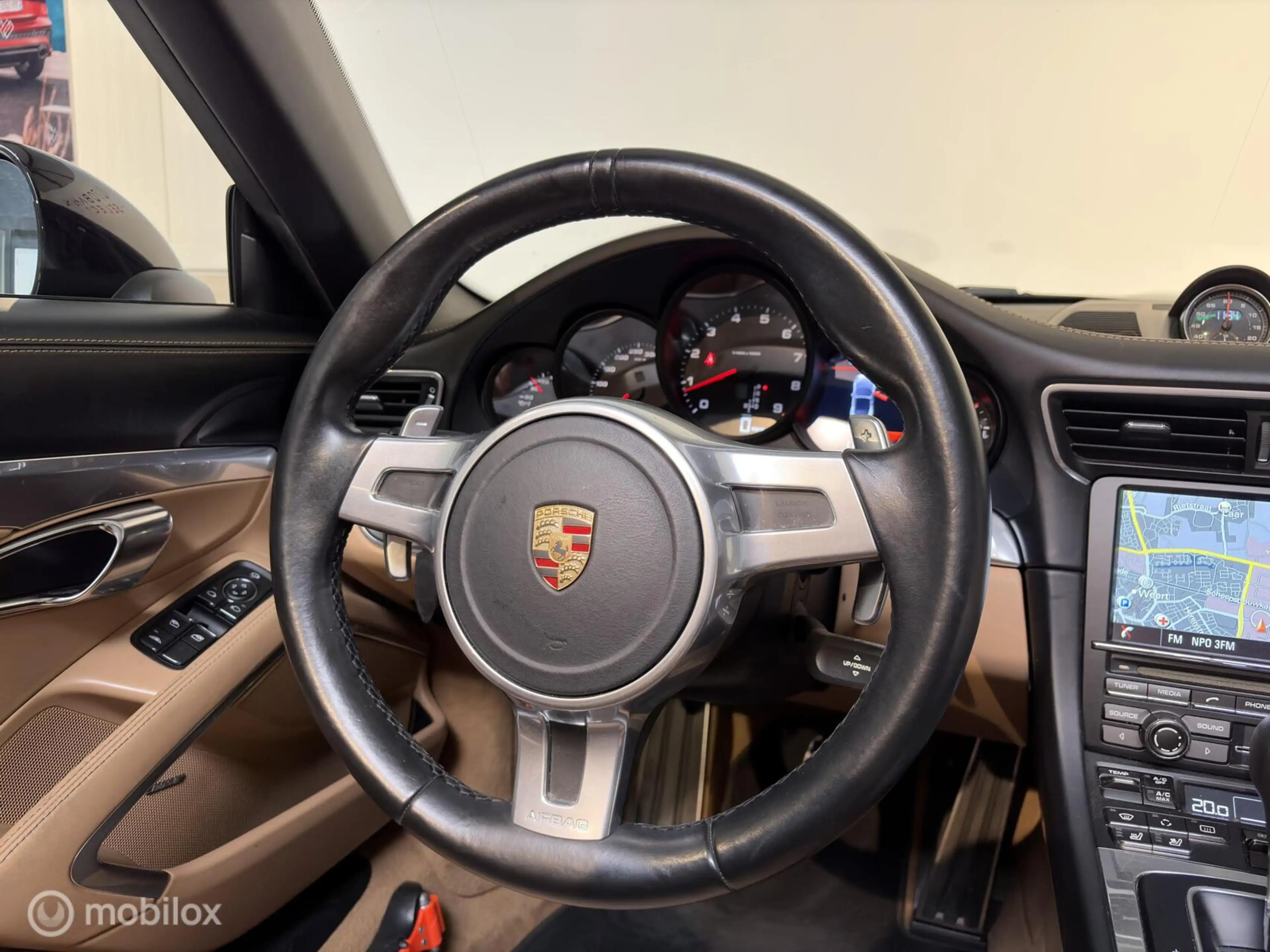 Porsche 991 Cabrio 3.4 Carrera — photo 10