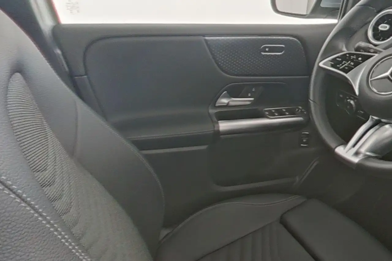 Mercedes-Benz B-Class d Luxury Line, миниатюра 16