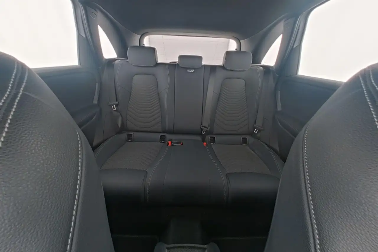 Mercedes-Benz B-Class d Luxury Line, миниатюра 17