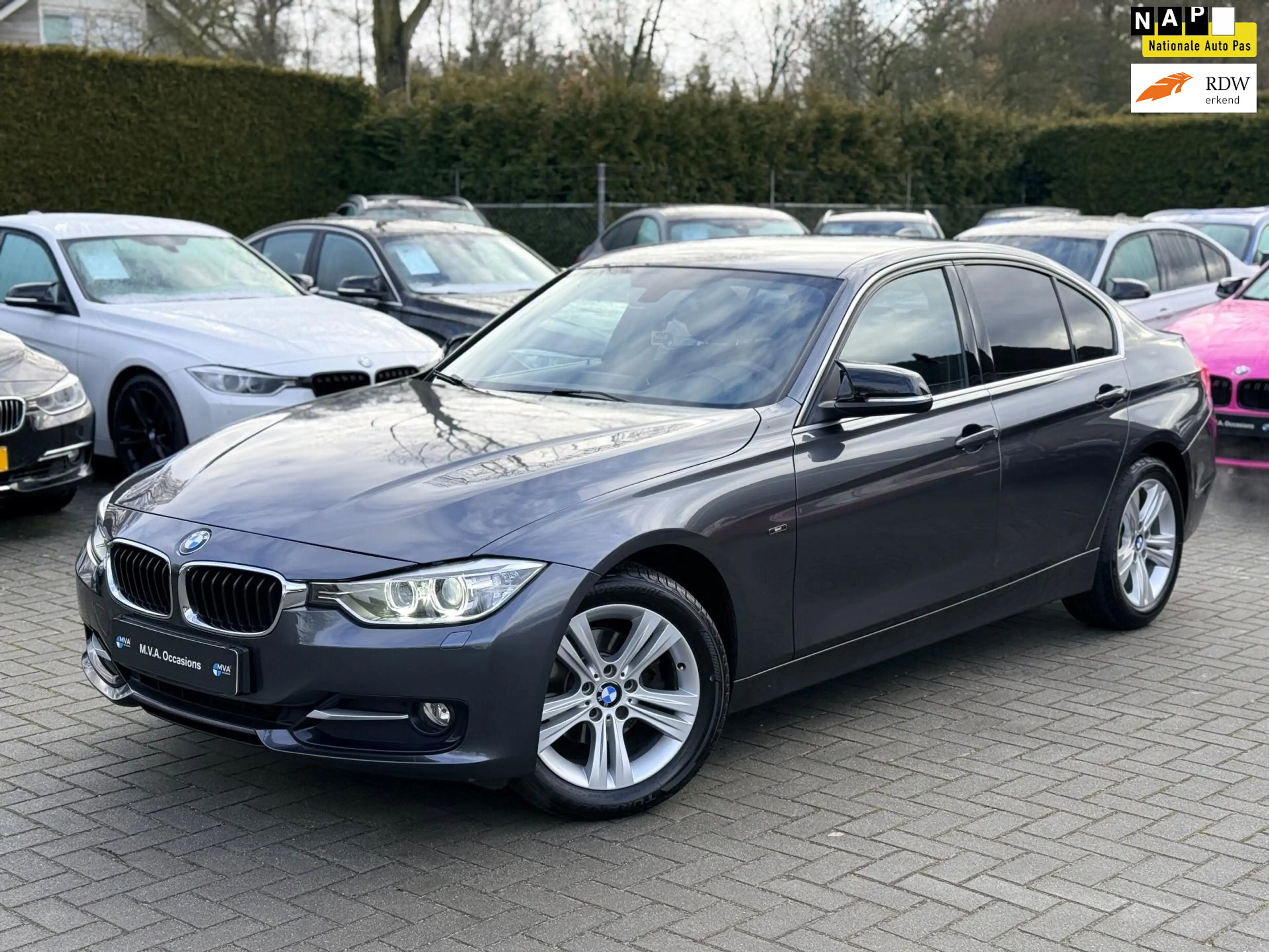 BMW 316 3-serie 316i Executive Sport|Nieuwe Ketting + Klep