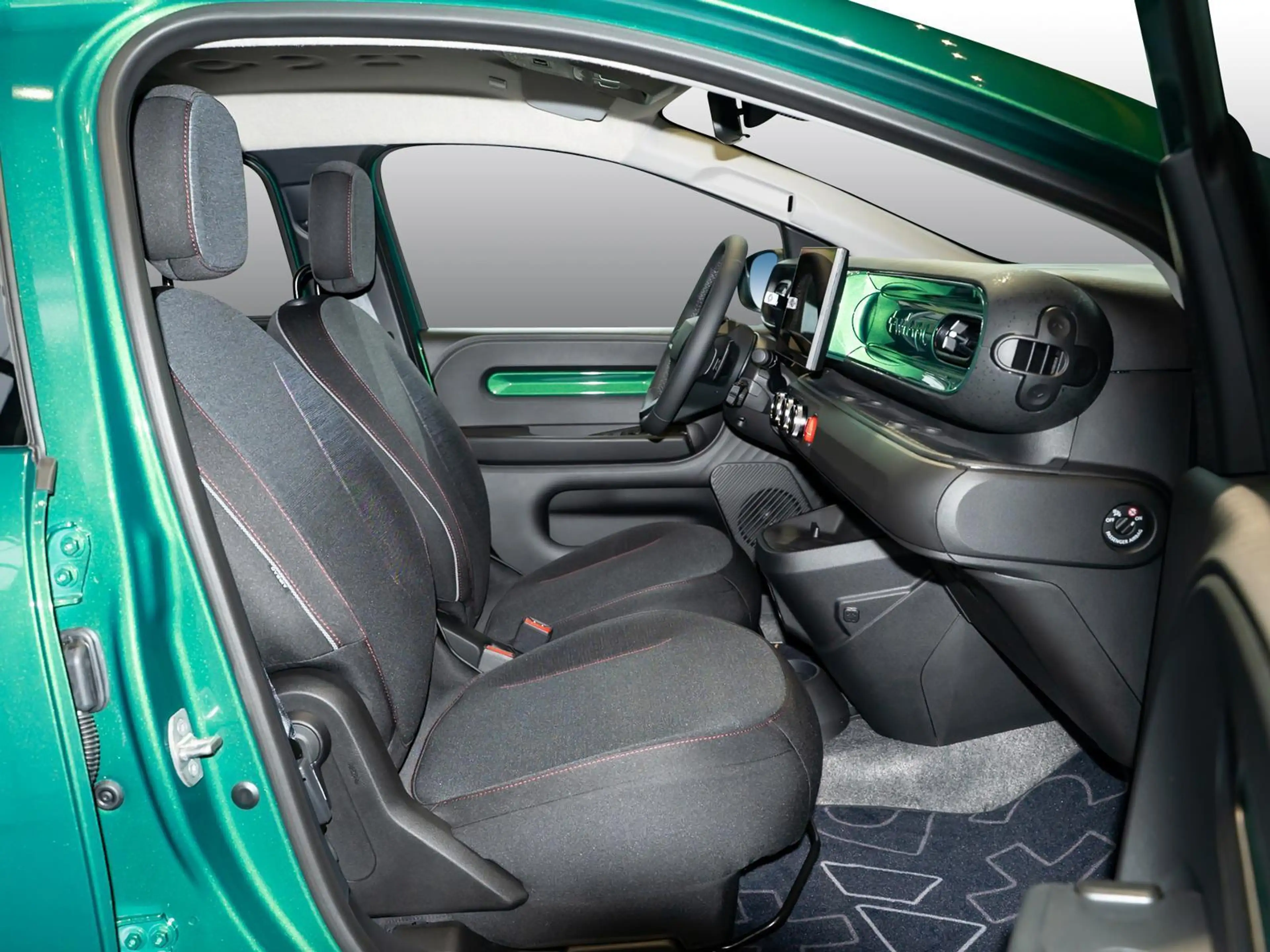 Renault Twingo E-TECH Techno NAVI SHZ PDC RFK BT TWA EPA — photo 4