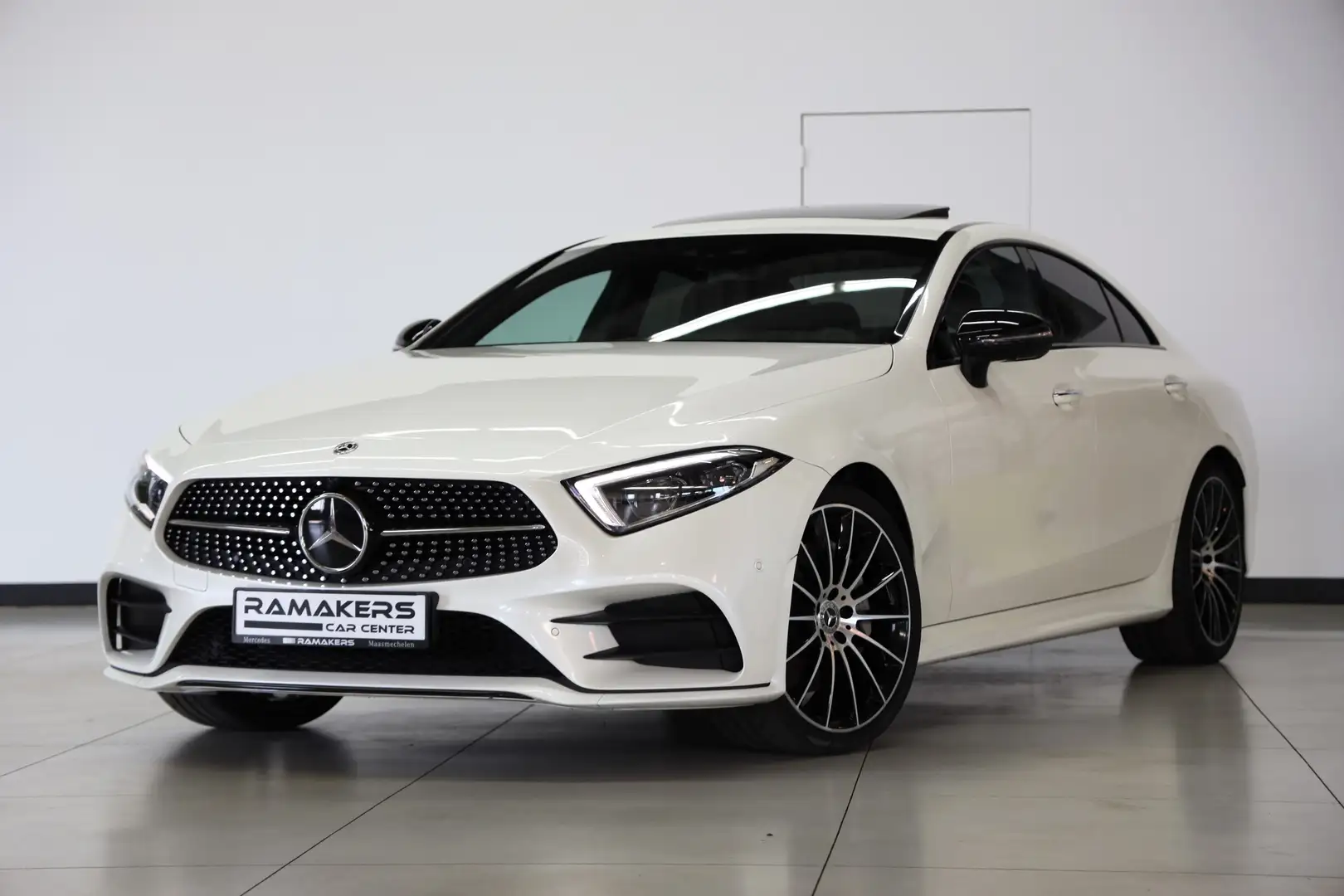 Mercedes-Benz CLS 300 d AMG Night 20" Schuifdak Distronic+ Burmester Blanc - 1