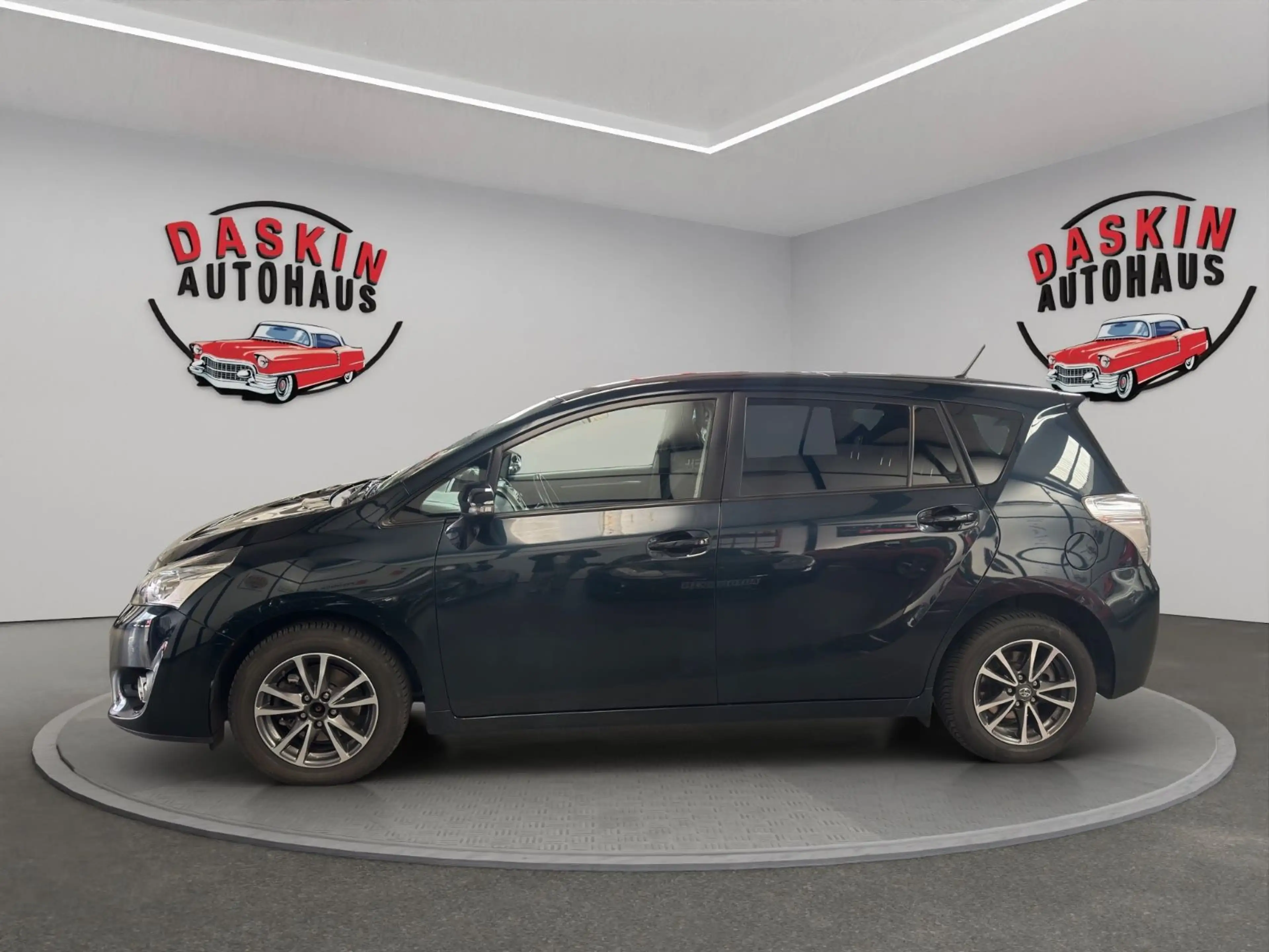 Toyota Verso SkyView Edition KAMERA/PANO/SCHECKHEFT — photo 4