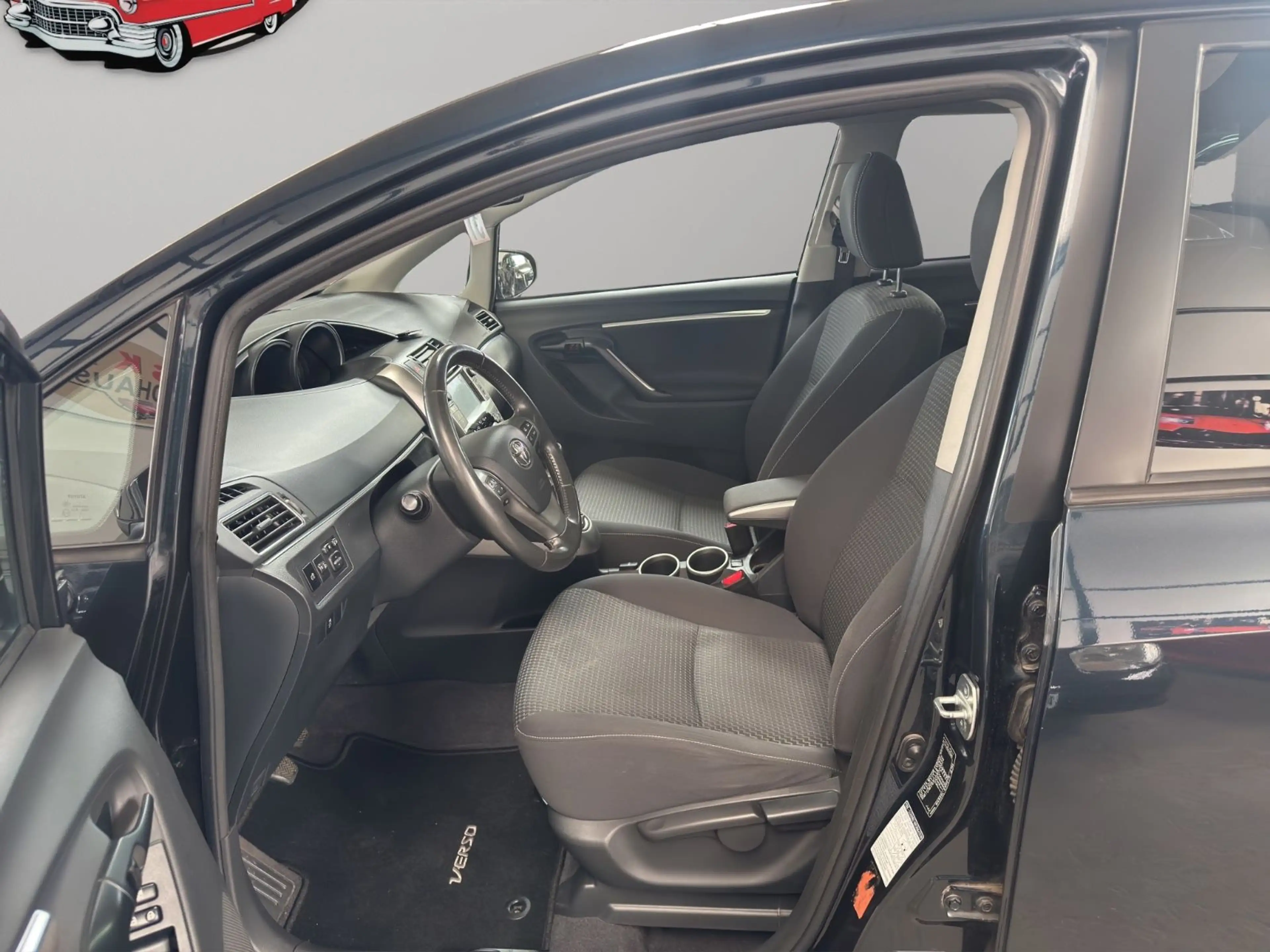 Toyota Verso SkyView Edition KAMERA/PANO/SCHECKHEFT — photo 9