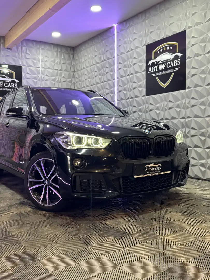 BMW X1 sDrive 18 d M Sport/LED/SHZ/Ab 183 Euro im Monat Schwarz - 2