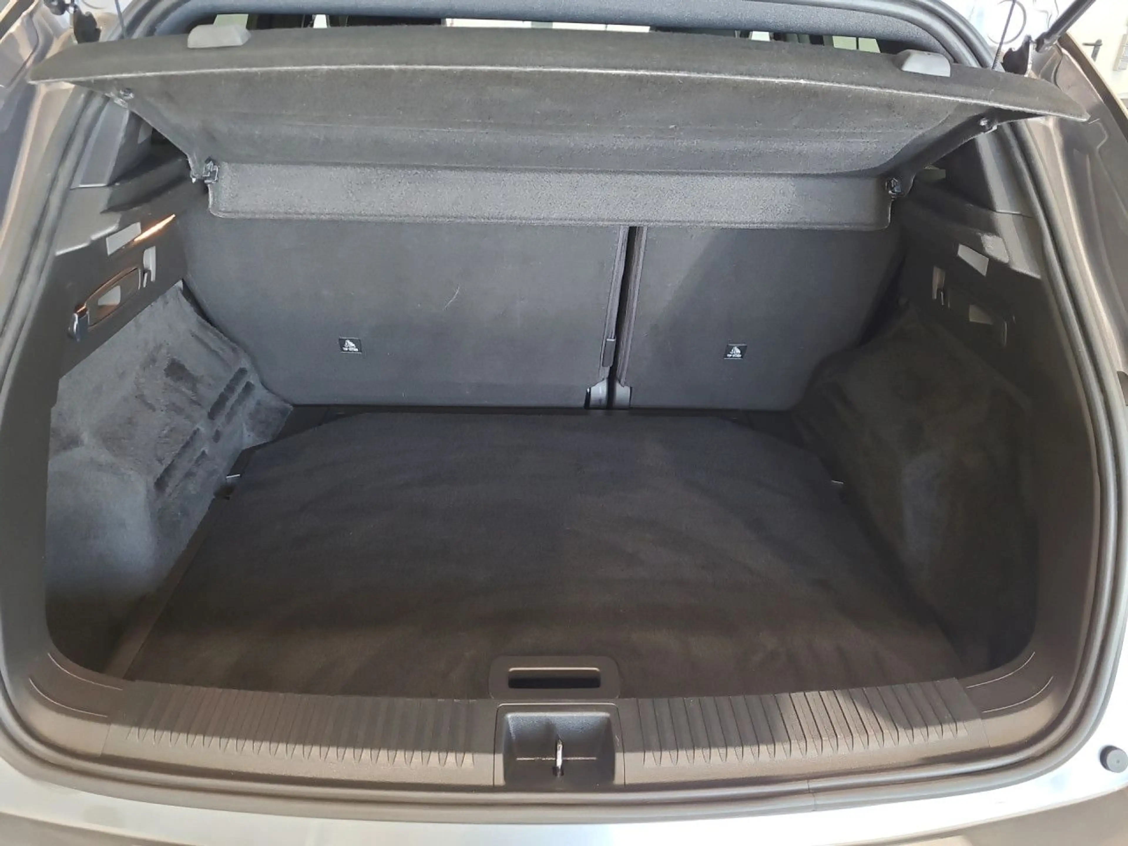Renault Austral Techno Bluetooth Navi LED Klima — photo 18
