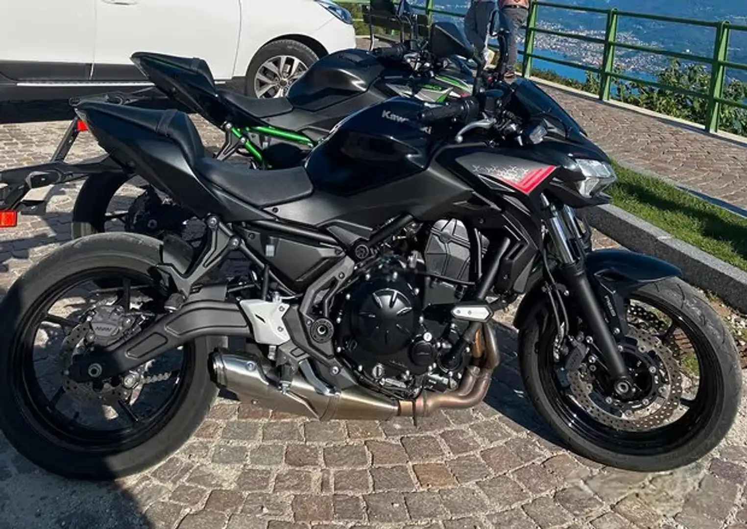 Kawasaki Z 650 Negru - 2