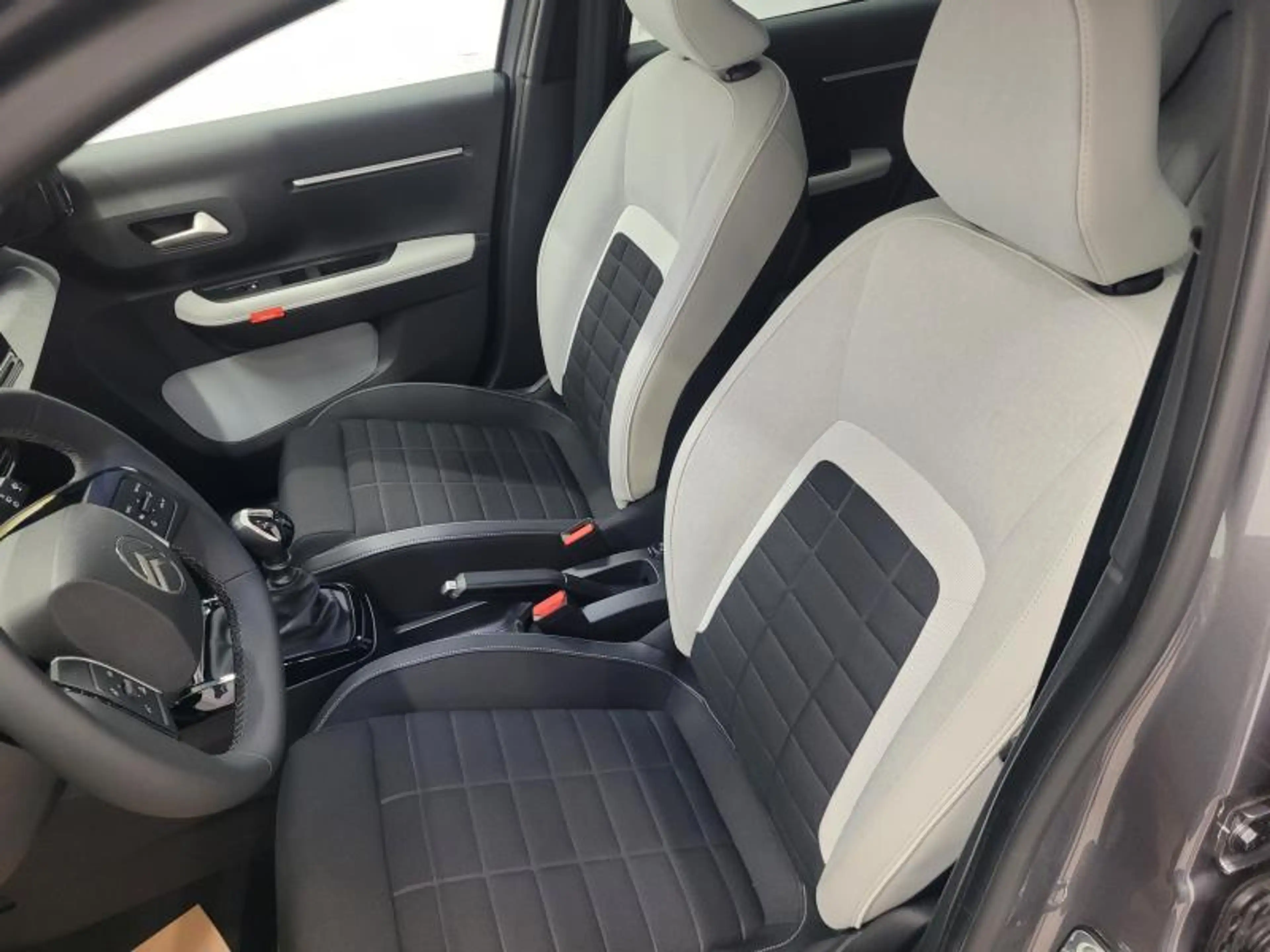 Citroen C3 12 Turbo 100 pk MAX  + zetel en stuurverwarming — photo 15