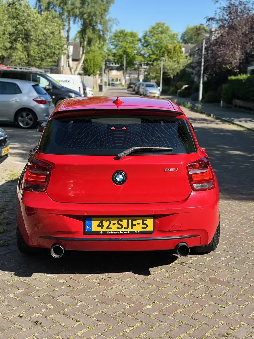 BMW 118 118i Sport Line Rood - 2