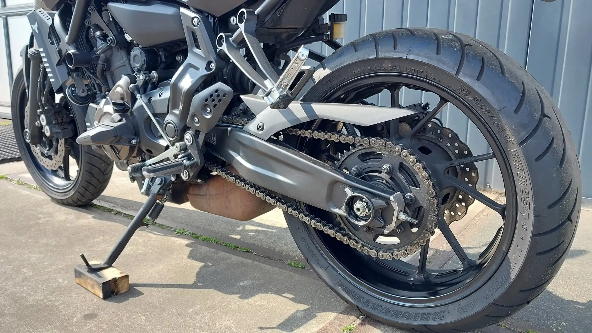 Yamaha MT-07 comfort seat, engine protection. Zwart - 2