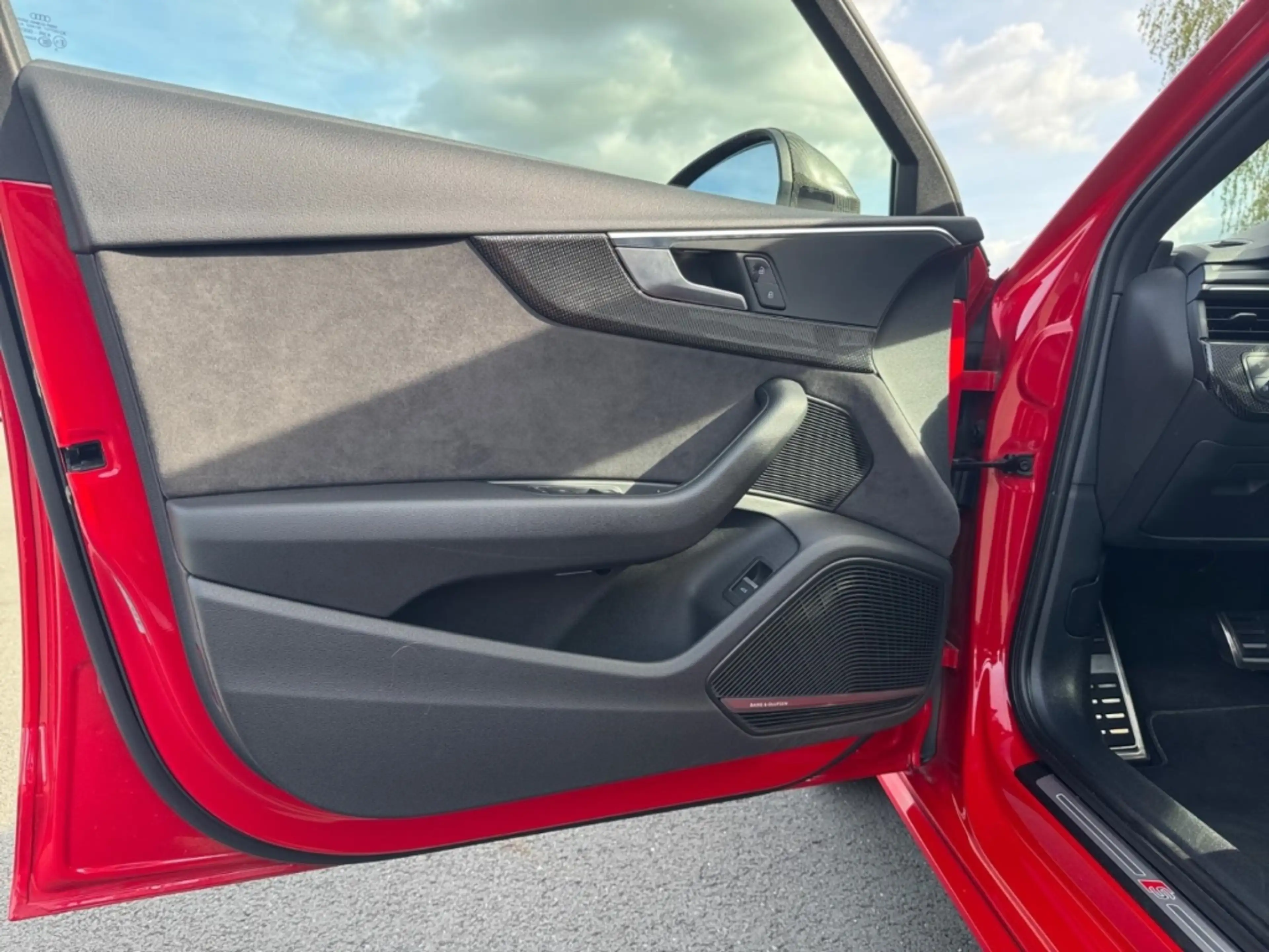 Audi S4 Avant 3.0 TFSI qu. Matrix-LED AHK Pano Standh. — photo 13