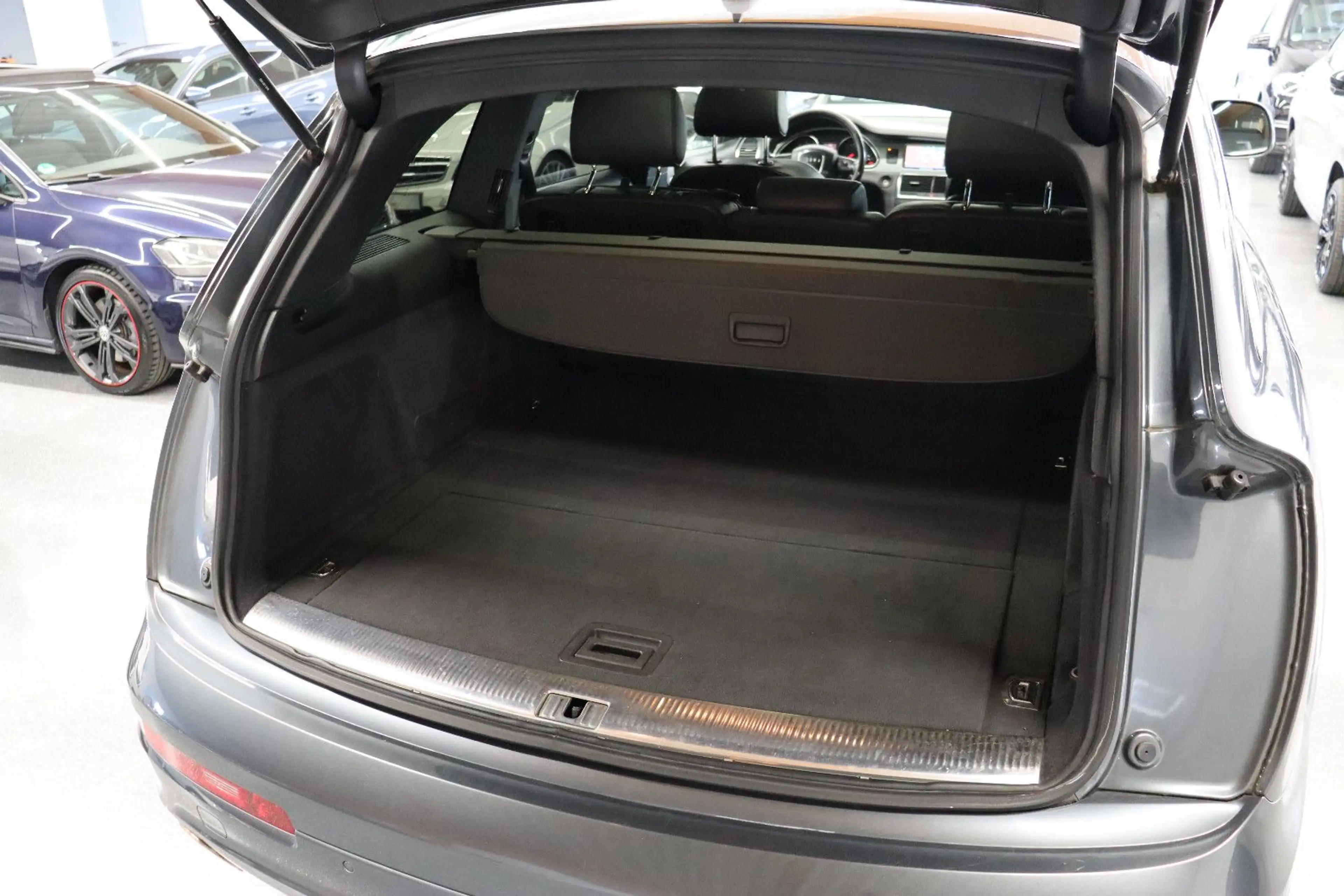 Audi Q7 3.0 TDI quattro S-Line Plus Panorama AHK — photo 11