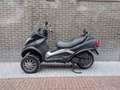 Piaggio MP3 300 Zwart - thumbnail 2