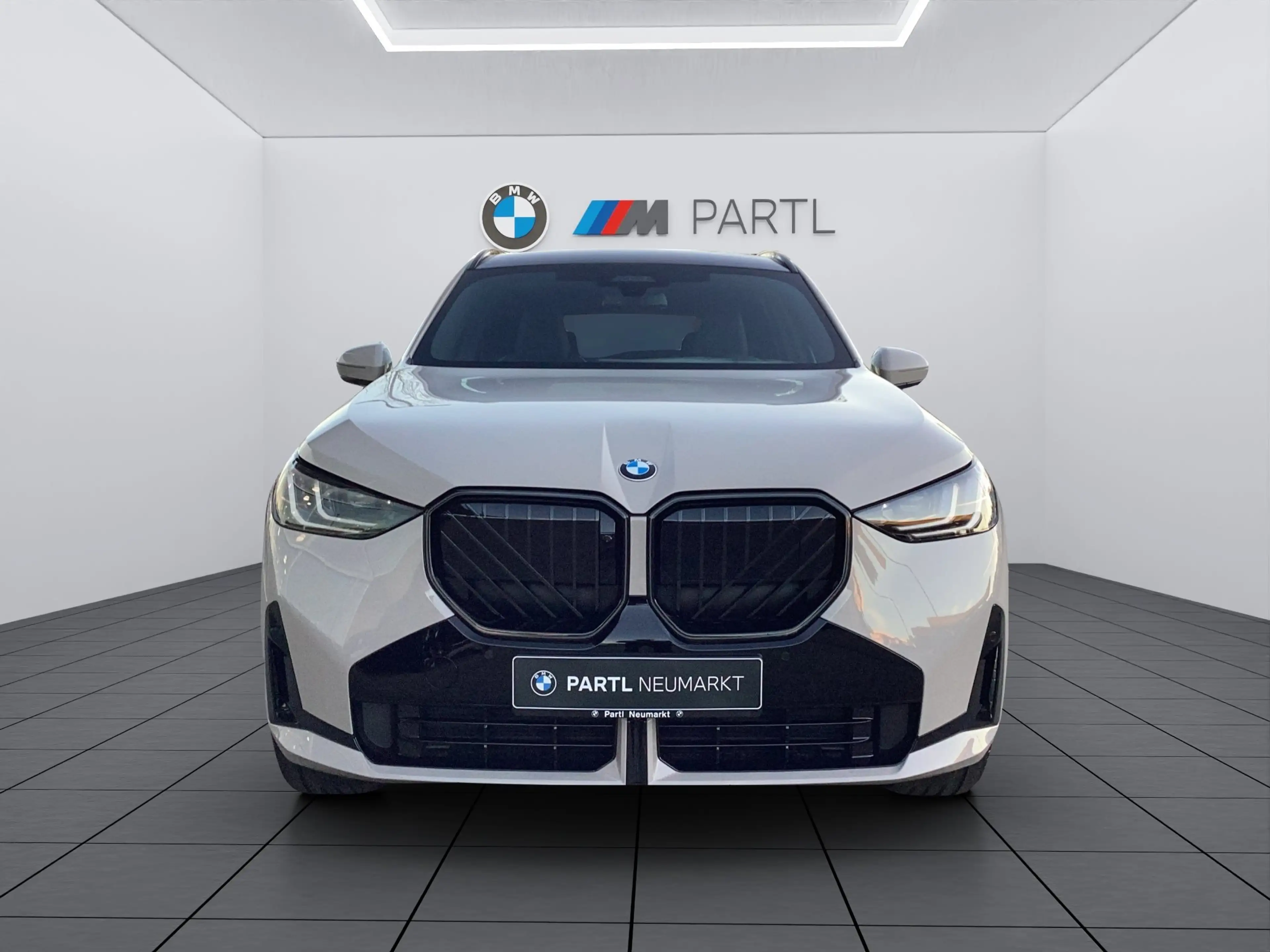 BMW X3 30e xDrive M-Paket AHK Pano HK — photo 2
