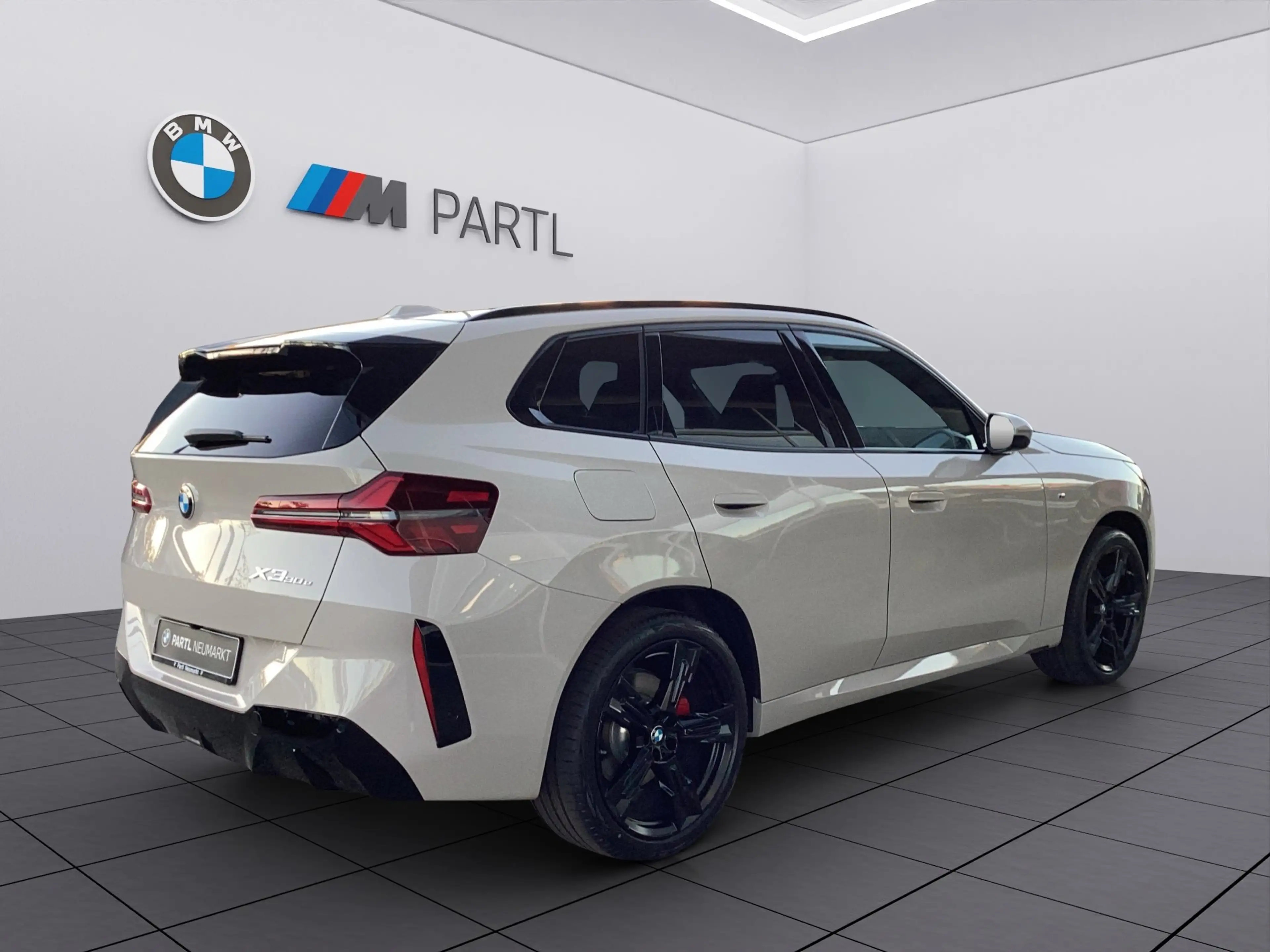 BMW X3 30e xDrive M-Paket AHK Pano HK — photo 4