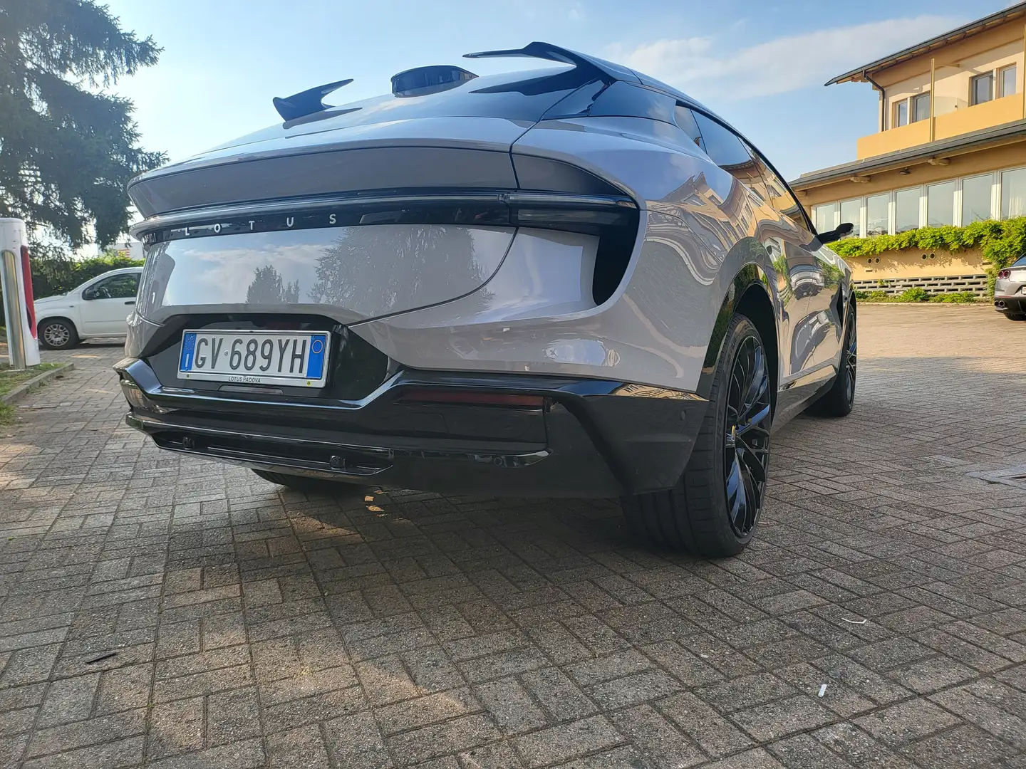 Lotus Eletre S Strepitosa pari al nuovo superaccessoriata!!! Grau - 2