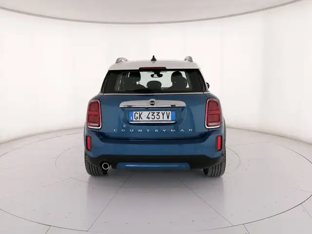 Mini Countryman view 4