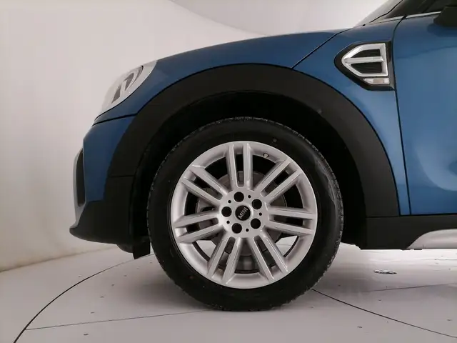 Mini Countryman view 28